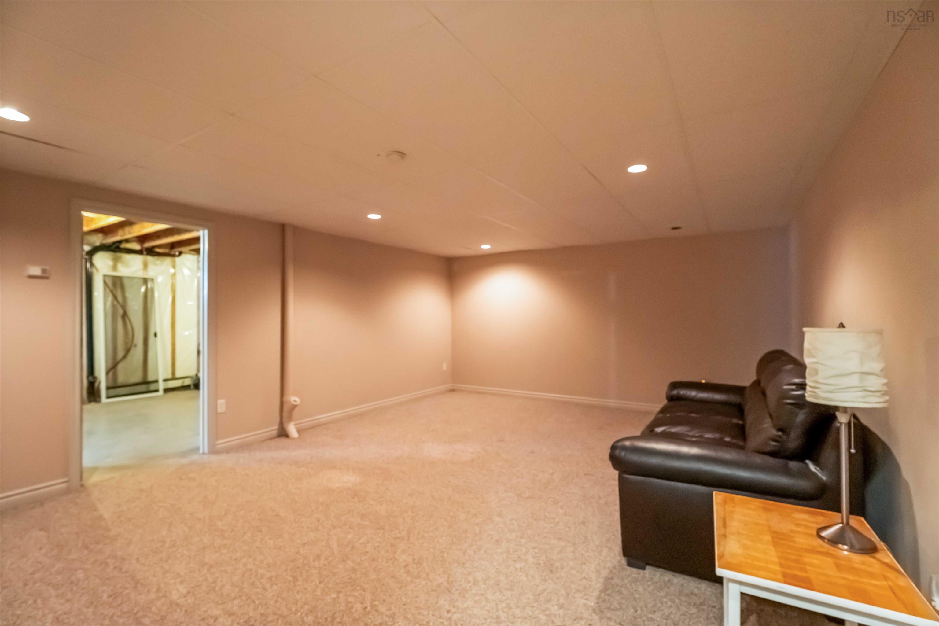 $675,000.00: 1481 Edith Drive, Coldbrook