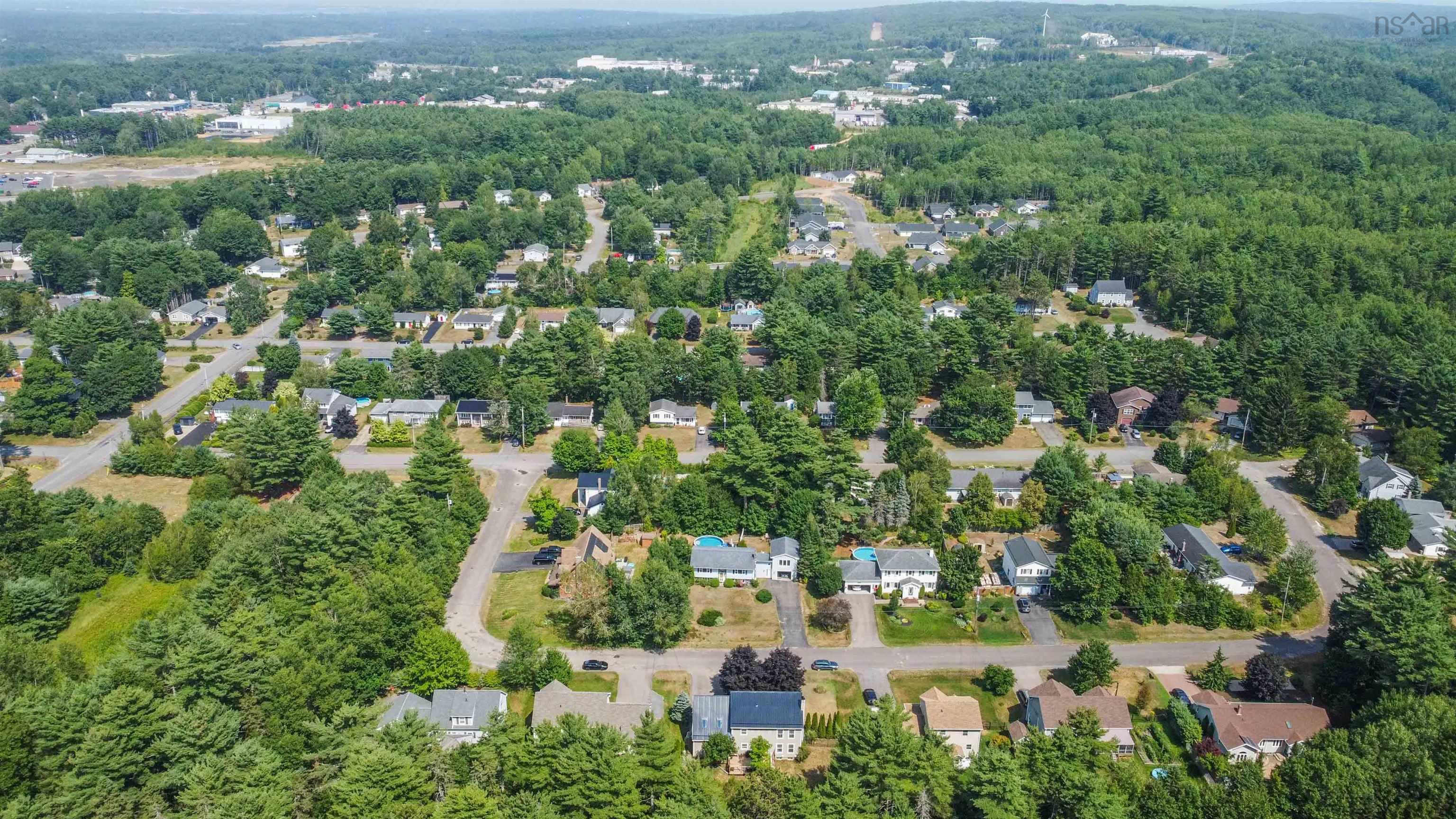 $675,000.00: 1481 Edith Drive, Coldbrook