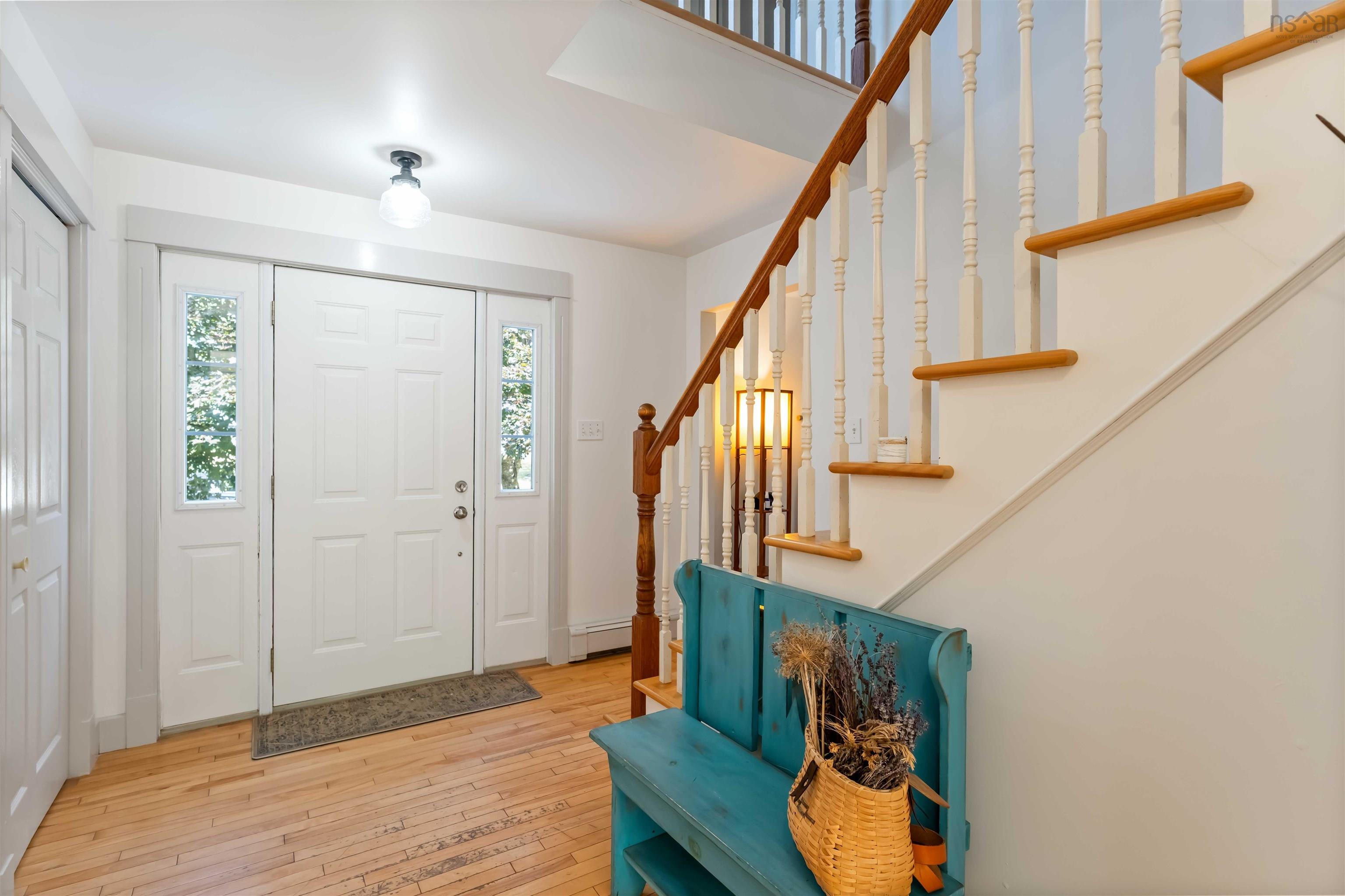 $675,000.00: 1481 Edith Drive, Coldbrook
