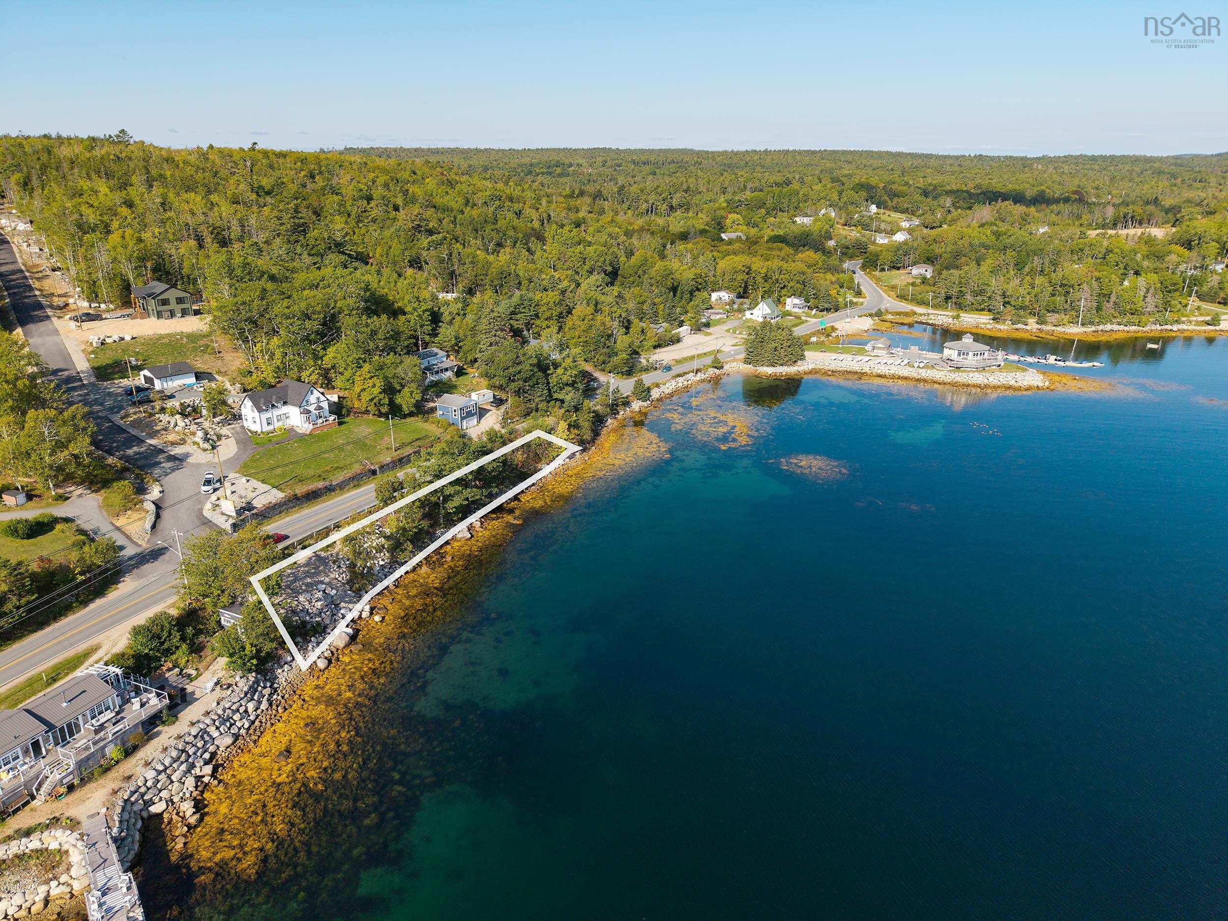 $99,800.00: Highway 329, Fox Point