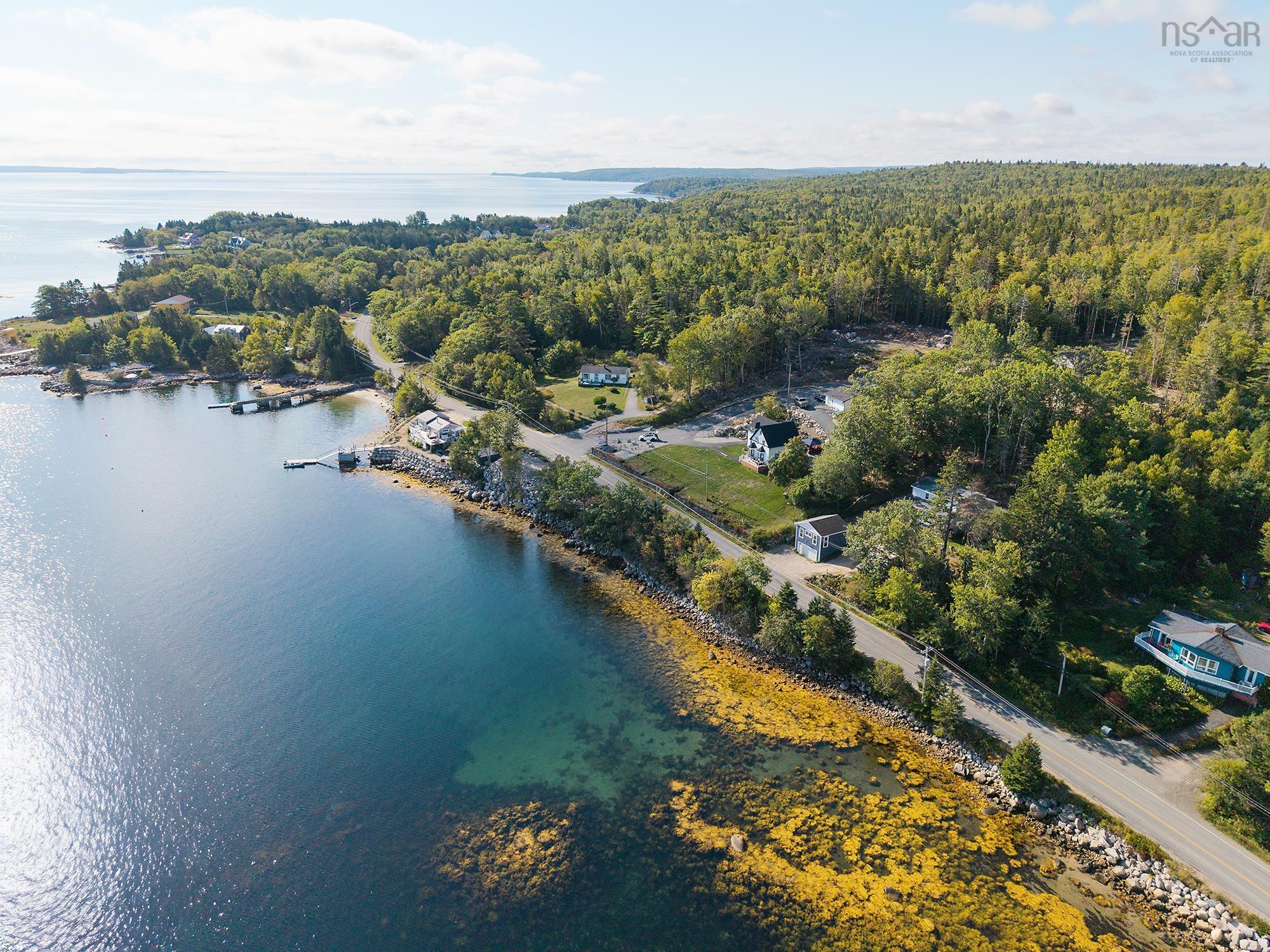 $99,800.00: Highway 329, Fox Point
