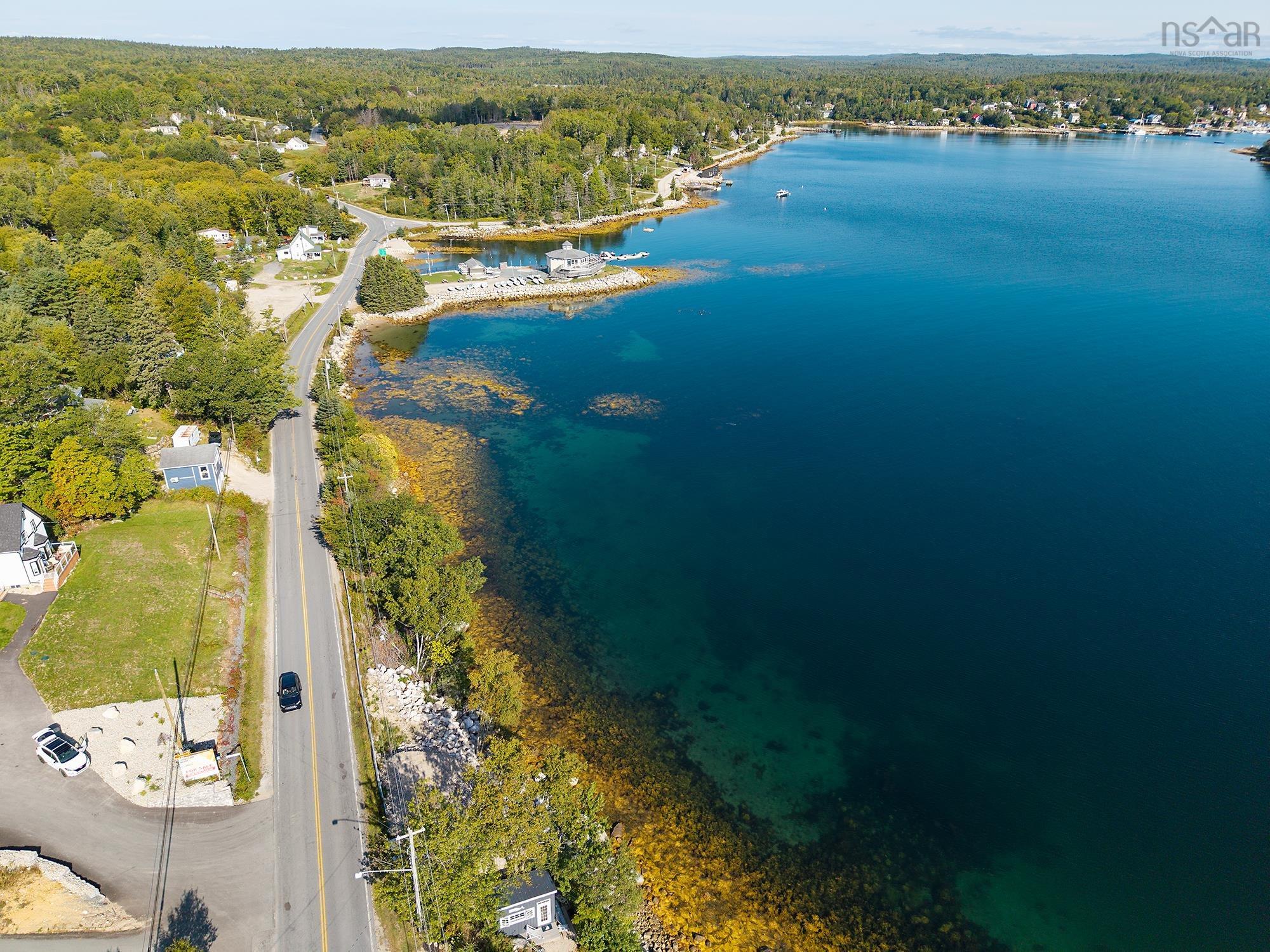 $99,800.00: Highway 329, Fox Point