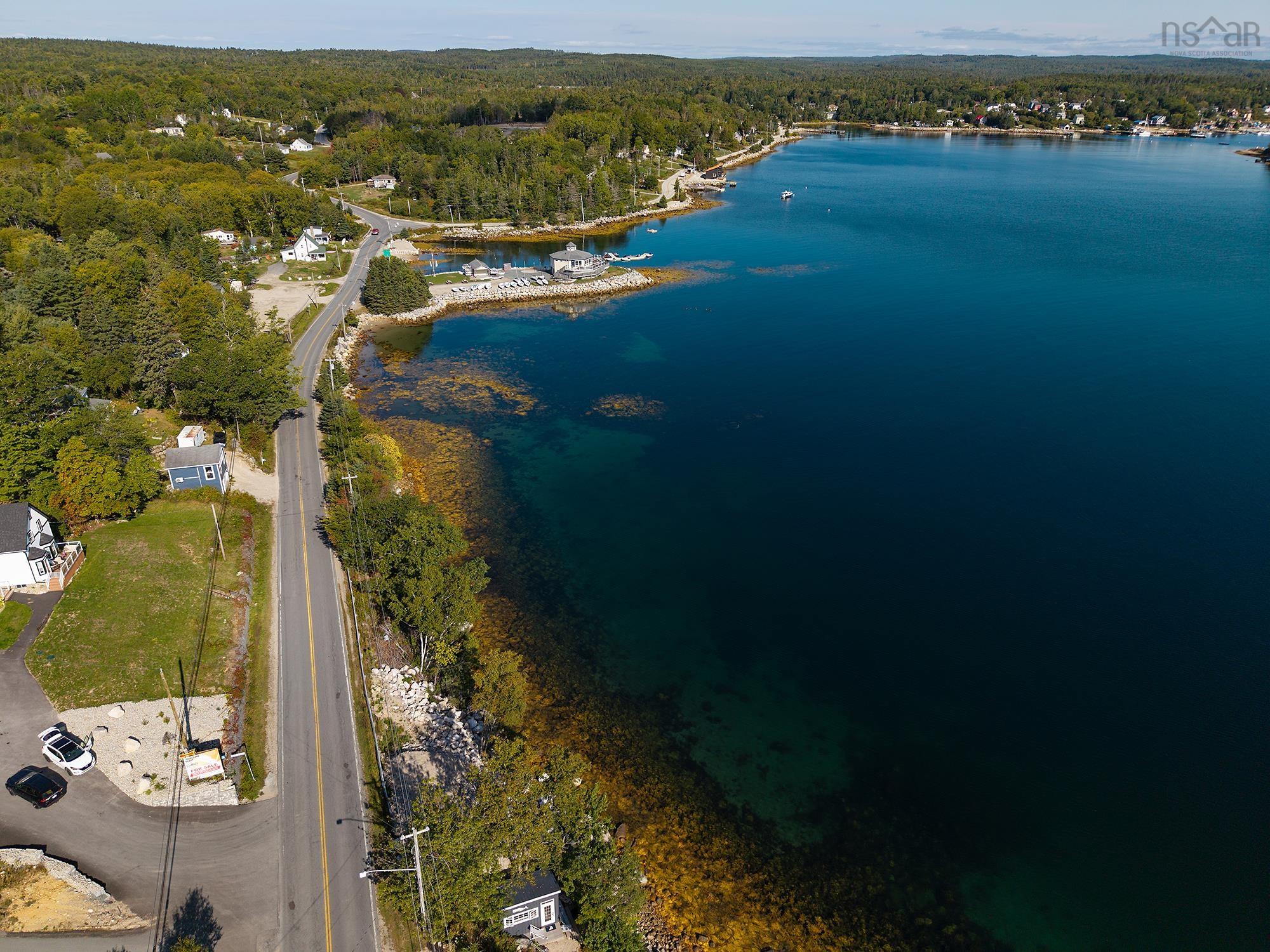 $99,800.00: Highway 329, Fox Point