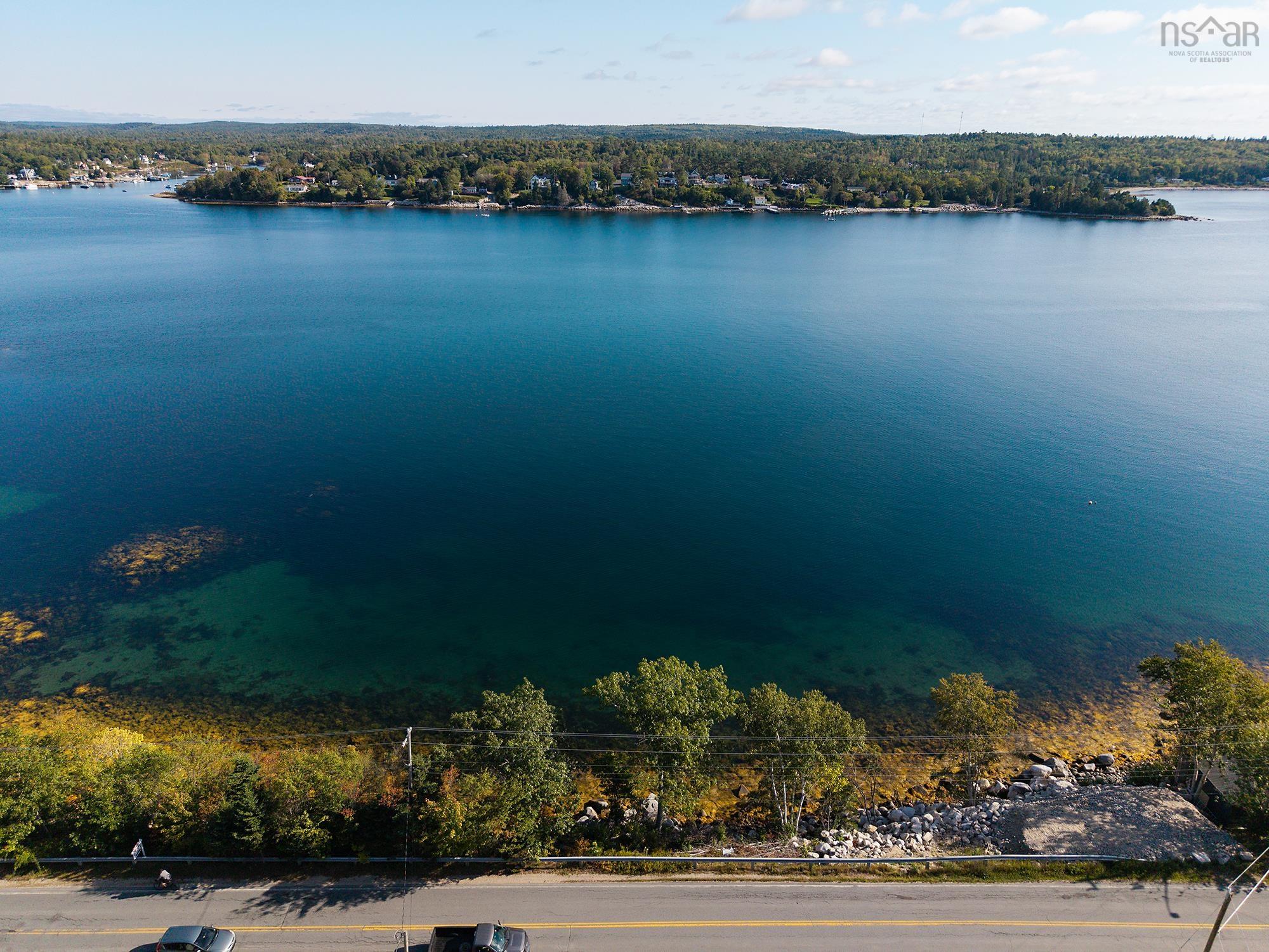 $99,800.00: Highway 329, Fox Point