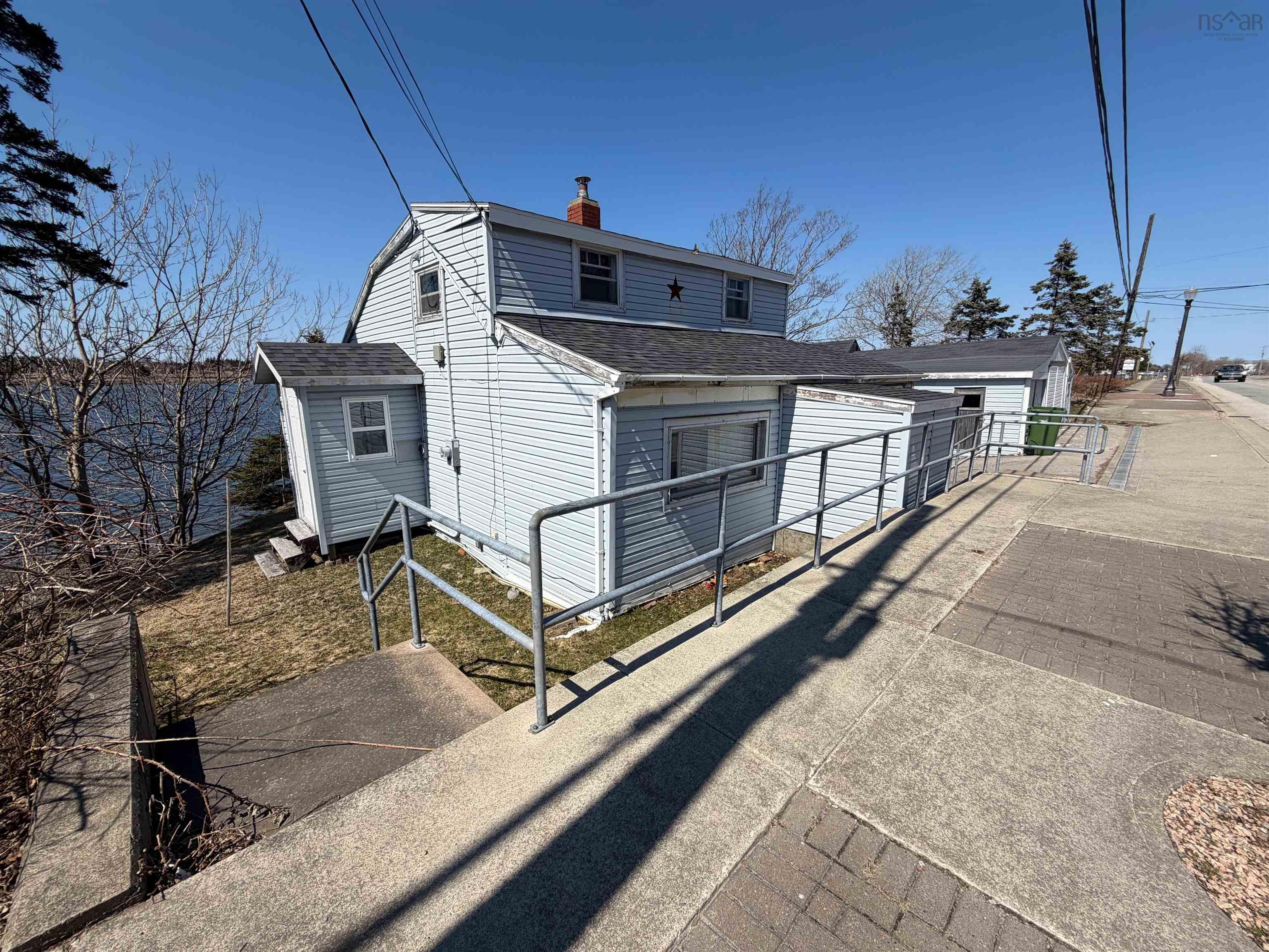 $189,900.00: 150 Water Street, Yarmouth