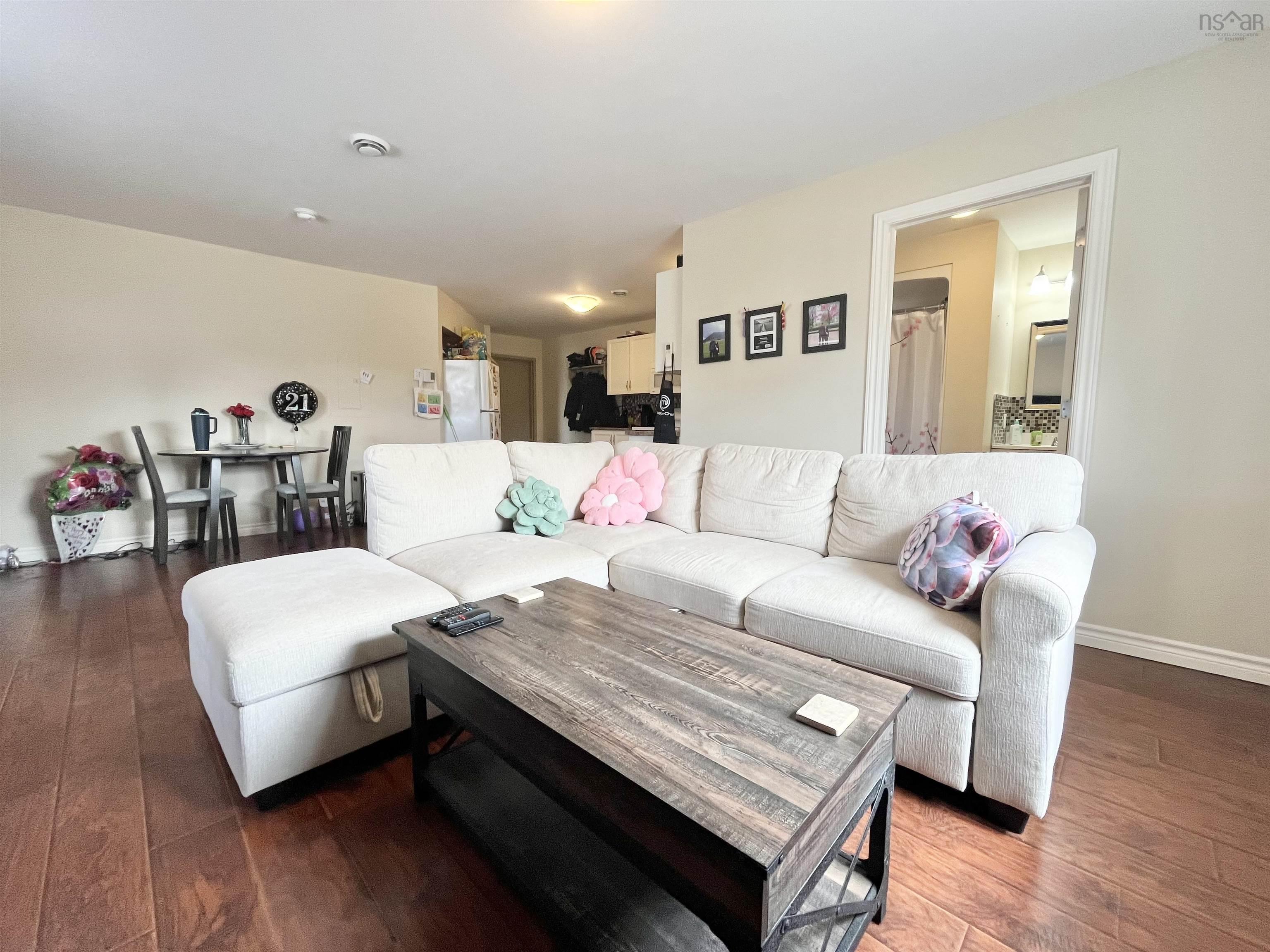 $799,000.00: 17 Clinton Street, Amherst