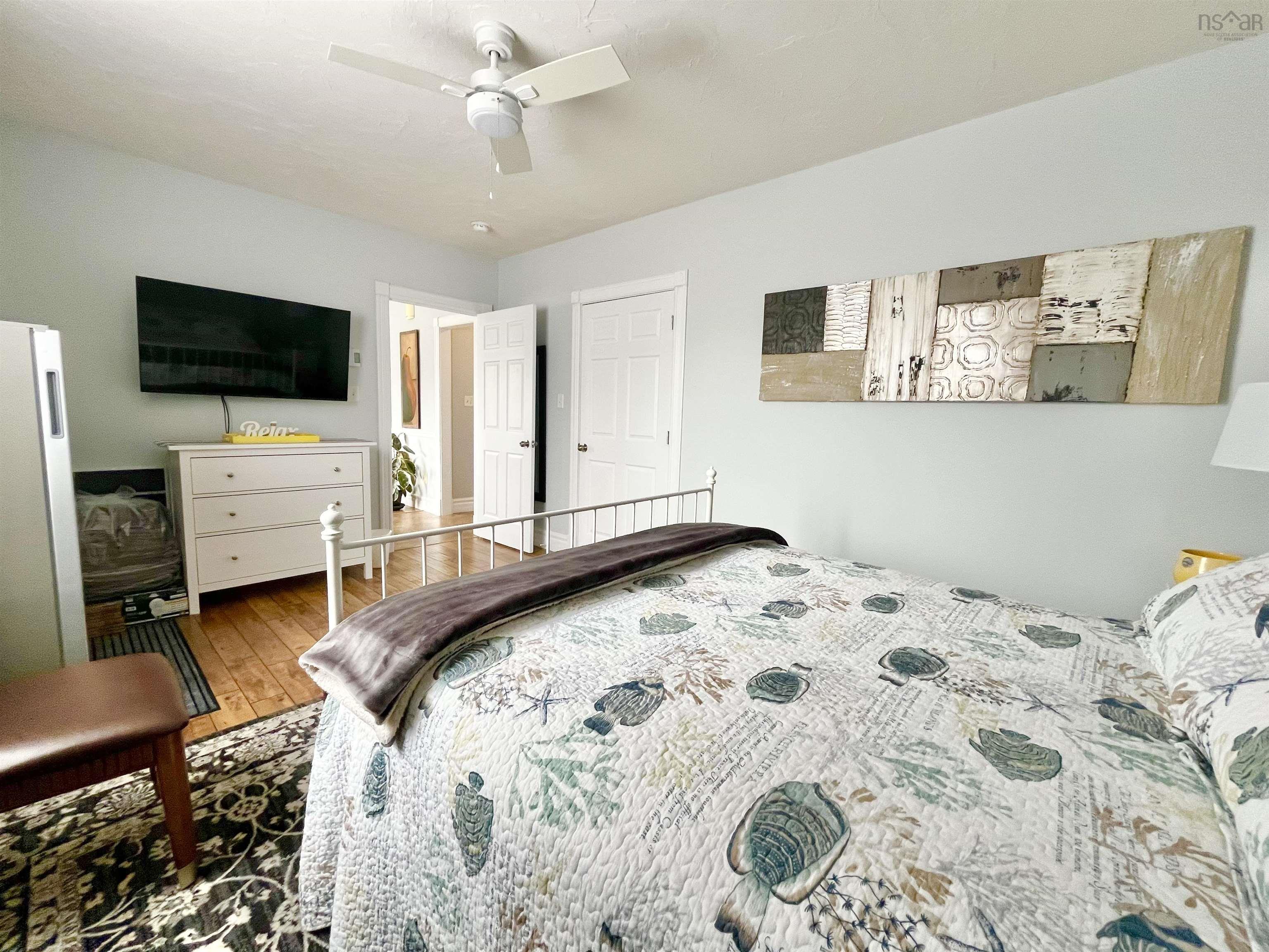$799,000.00: 17 Clinton Street, Amherst