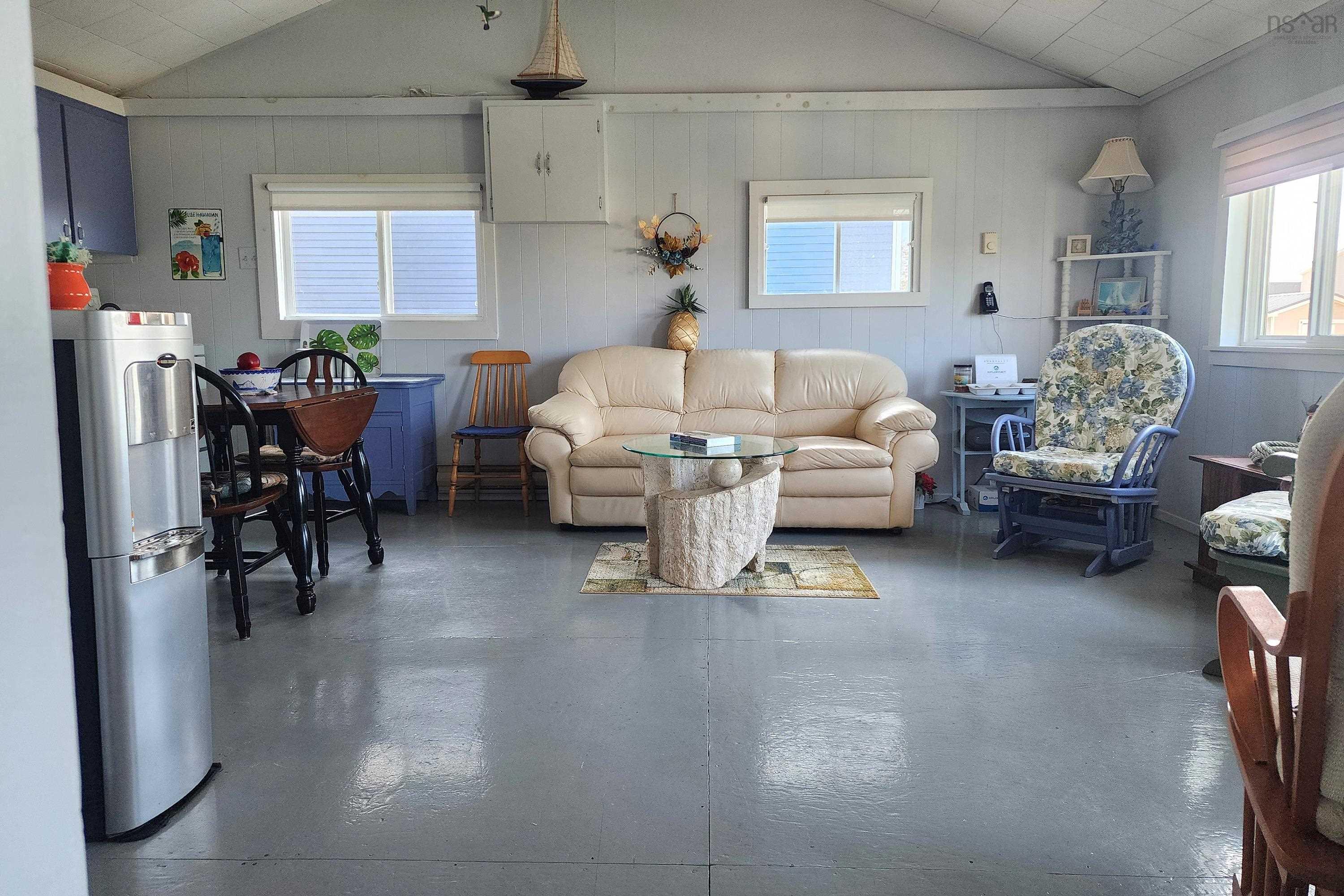 $185,000.00: 32 Million Dollar Lane, Port Howe