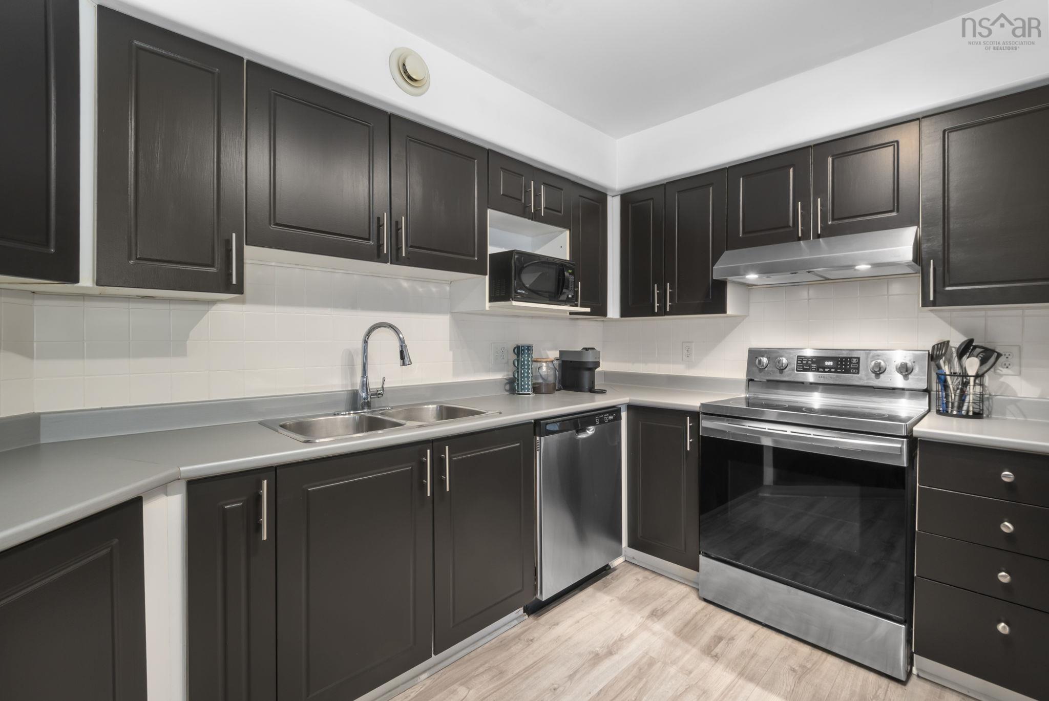 $449,900.00: 408 512 Parkland Drive, Halifax