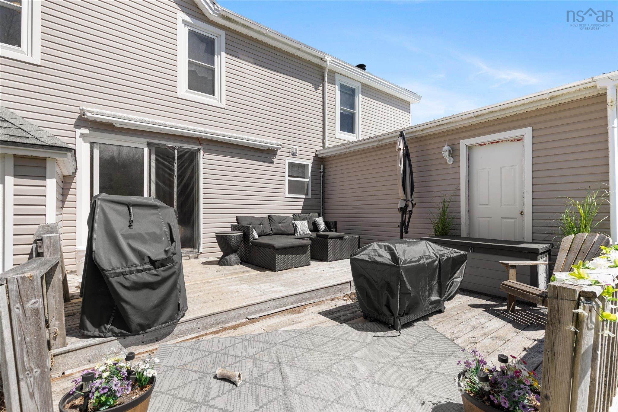 $299,900.00: 797 Highway 10, Springfield