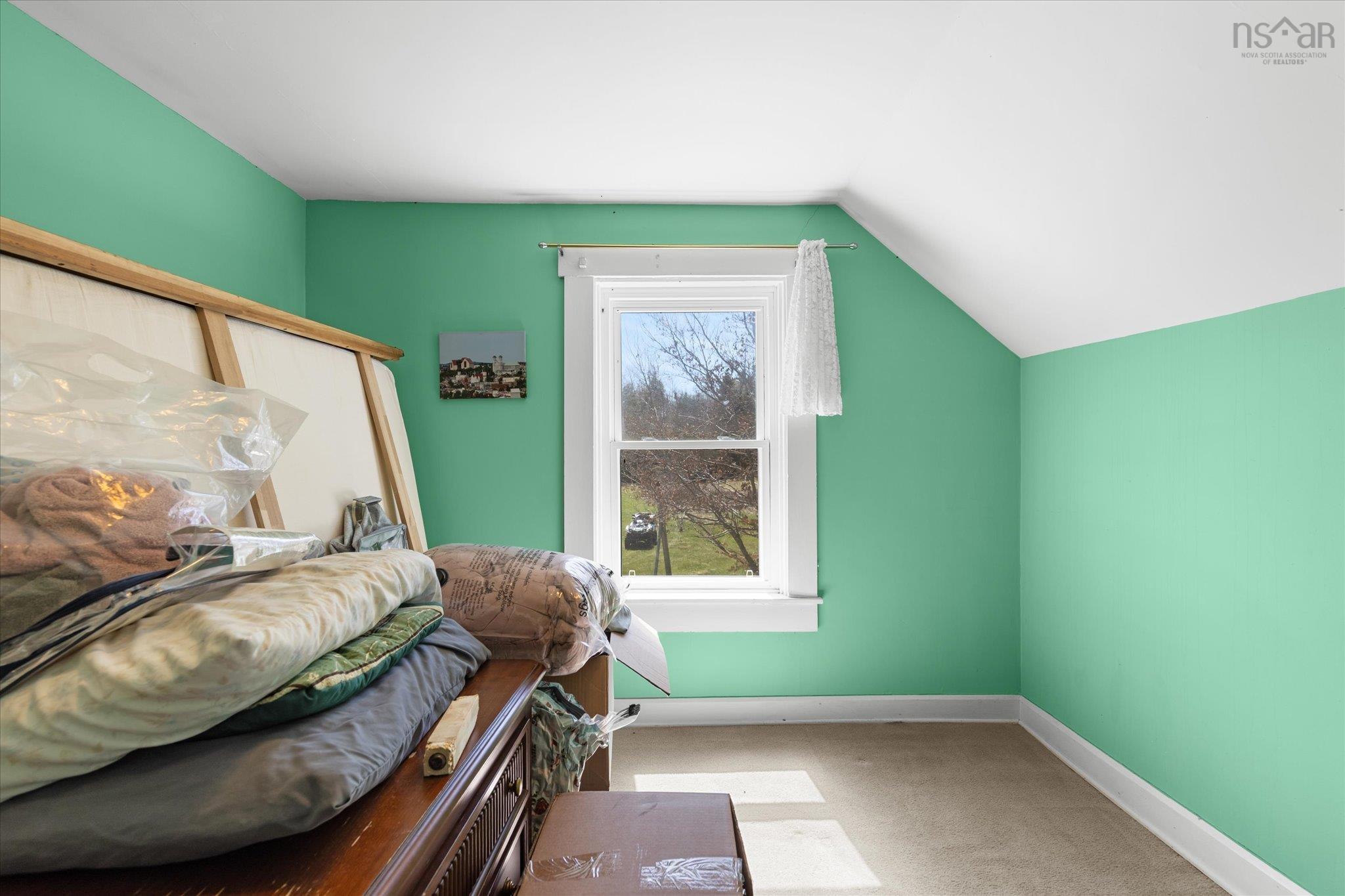 $299,900.00: 797 Highway 10, Springfield