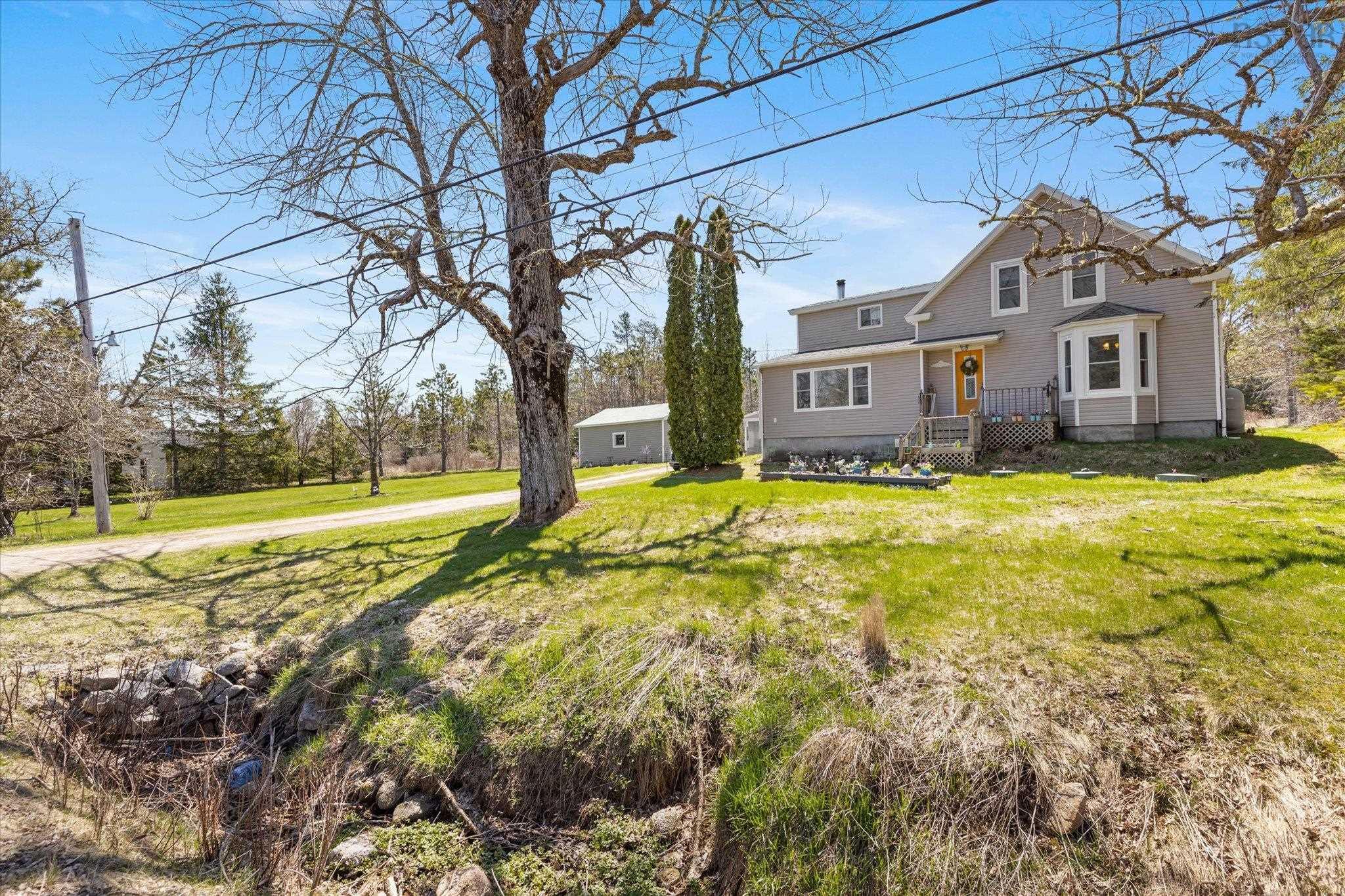 $299,900.00: 797 Highway 10, Springfield