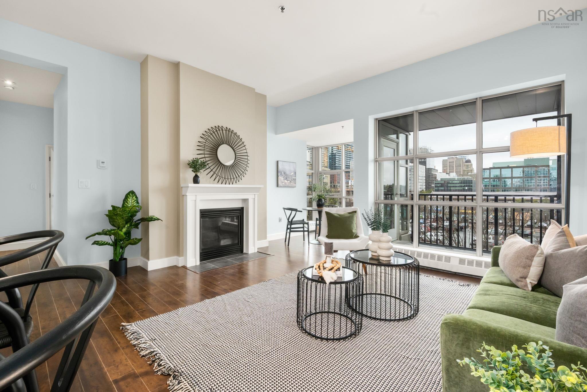 $925,000.00: 501 1479 Lower Water Street, Halifax