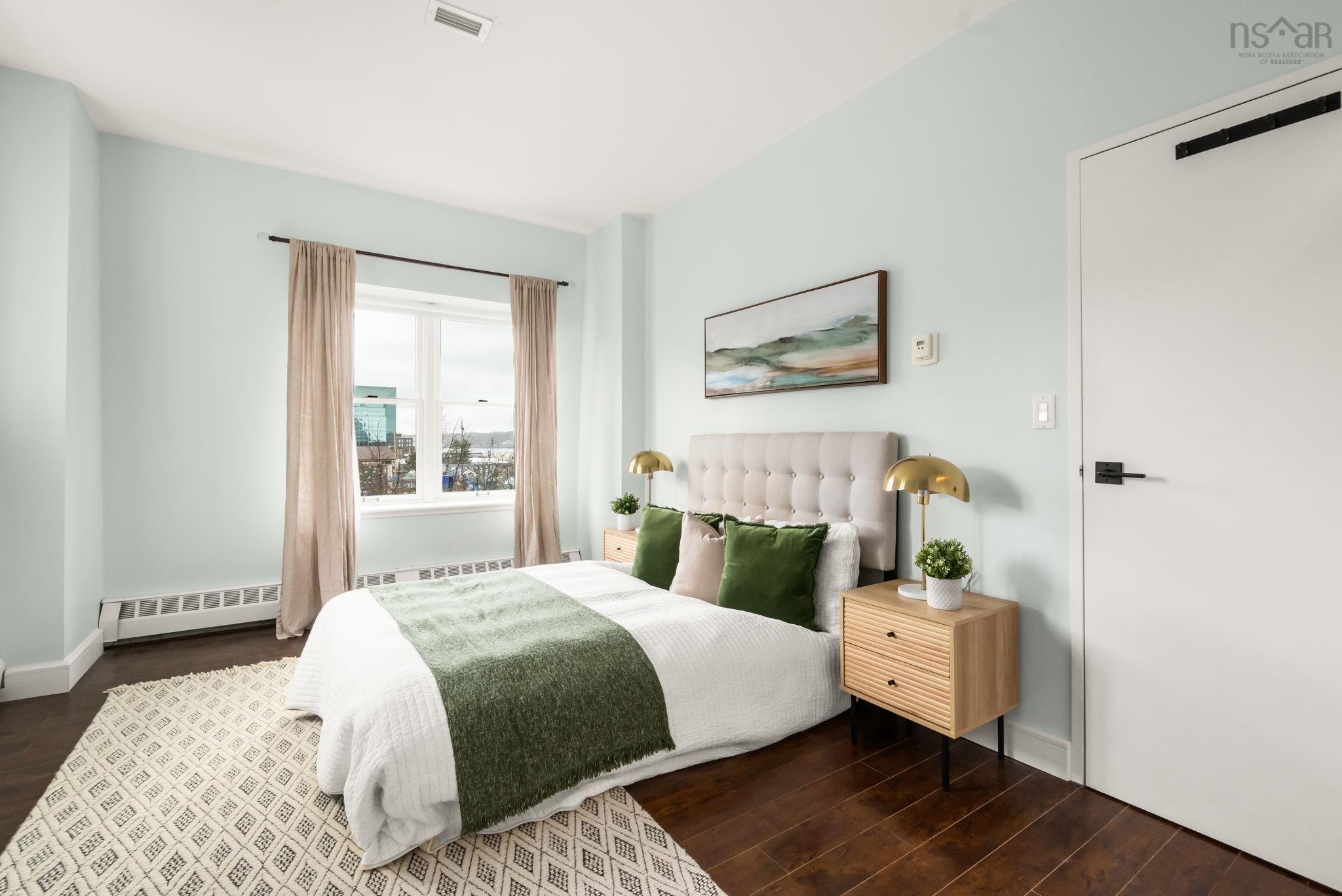 $925,000.00: 501 1479 Lower Water Street, Halifax