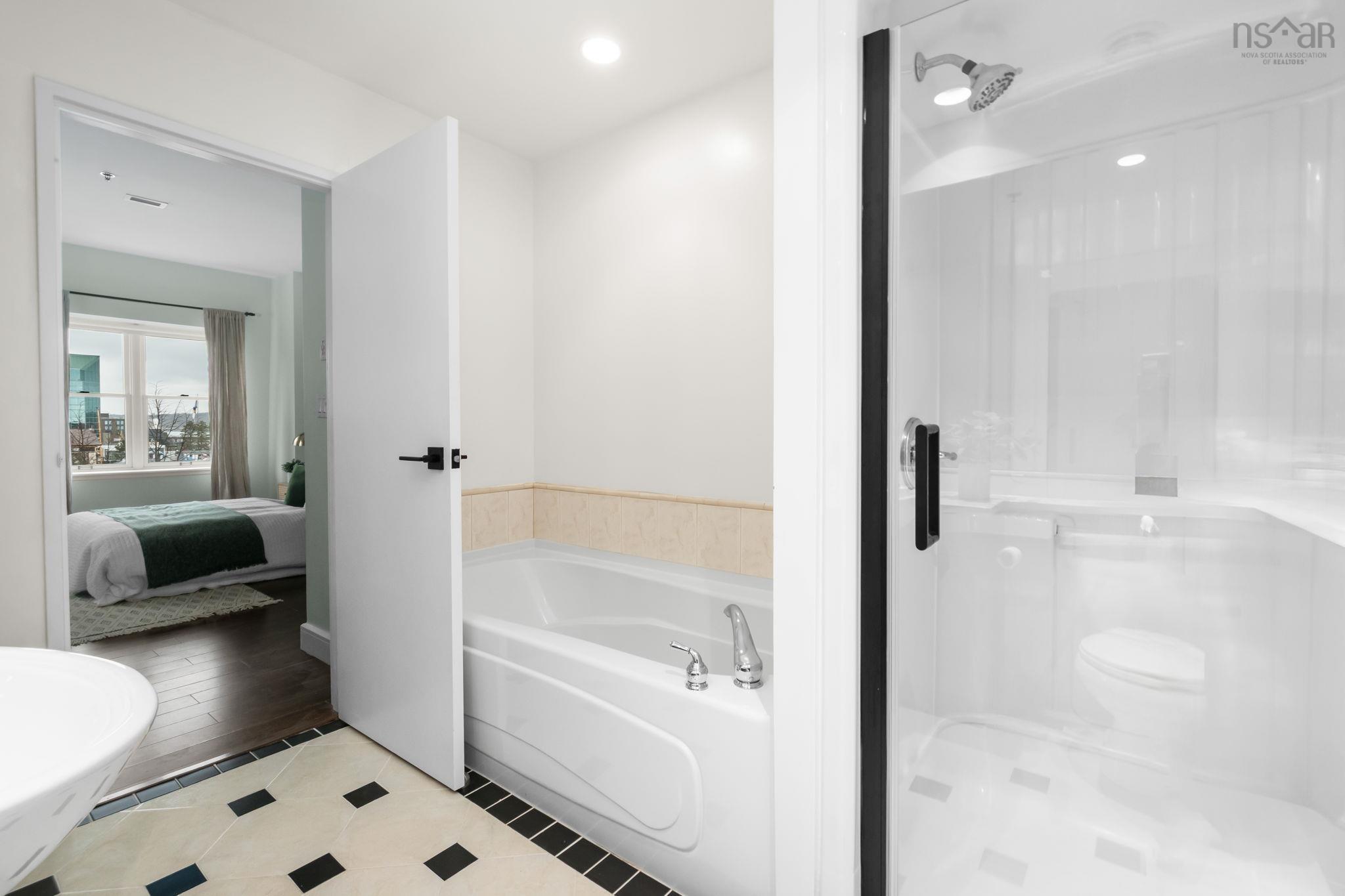 $925,000.00: 501 1479 Lower Water Street, Halifax