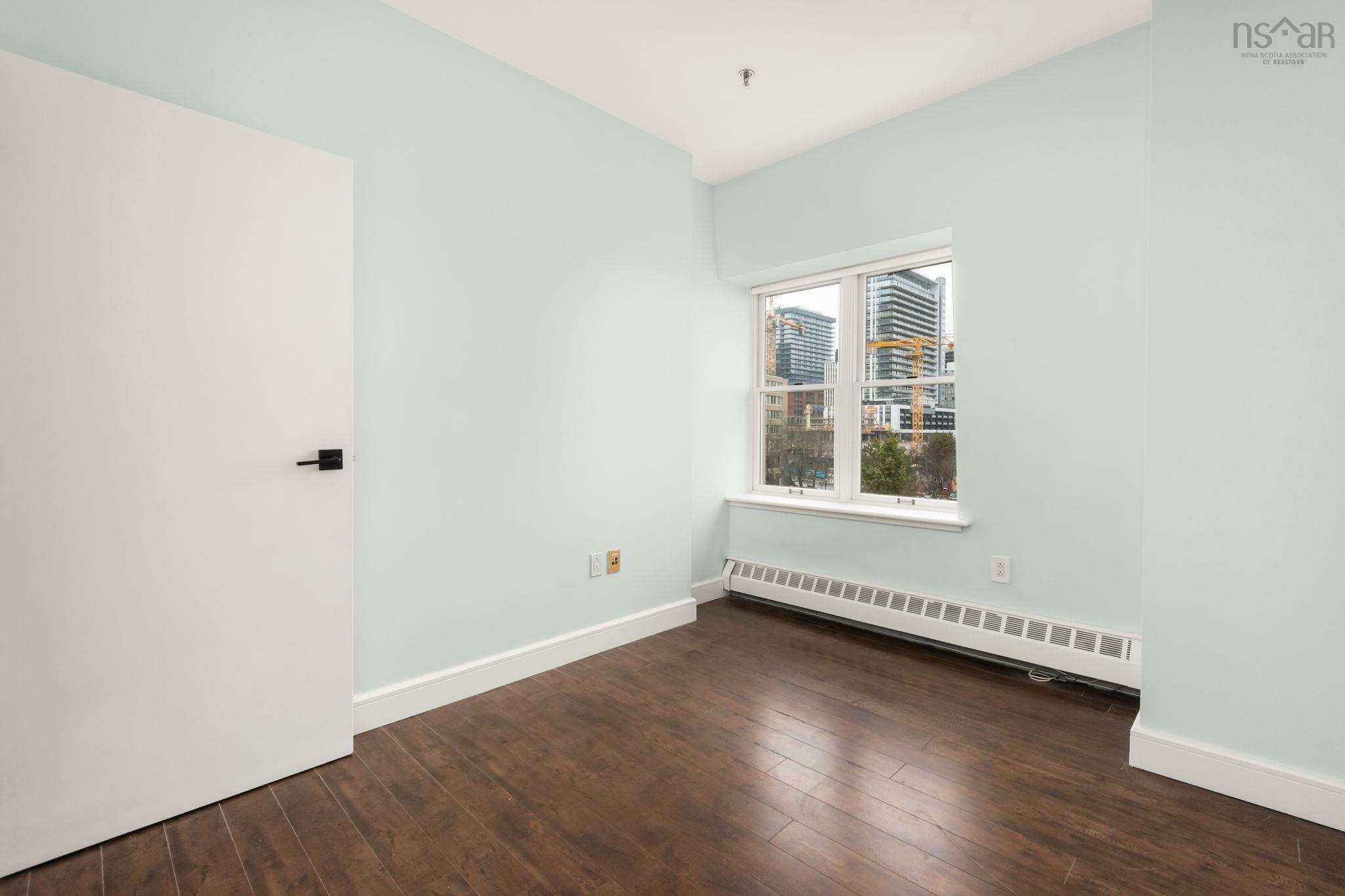 $925,000.00: 501 1479 Lower Water Street, Halifax