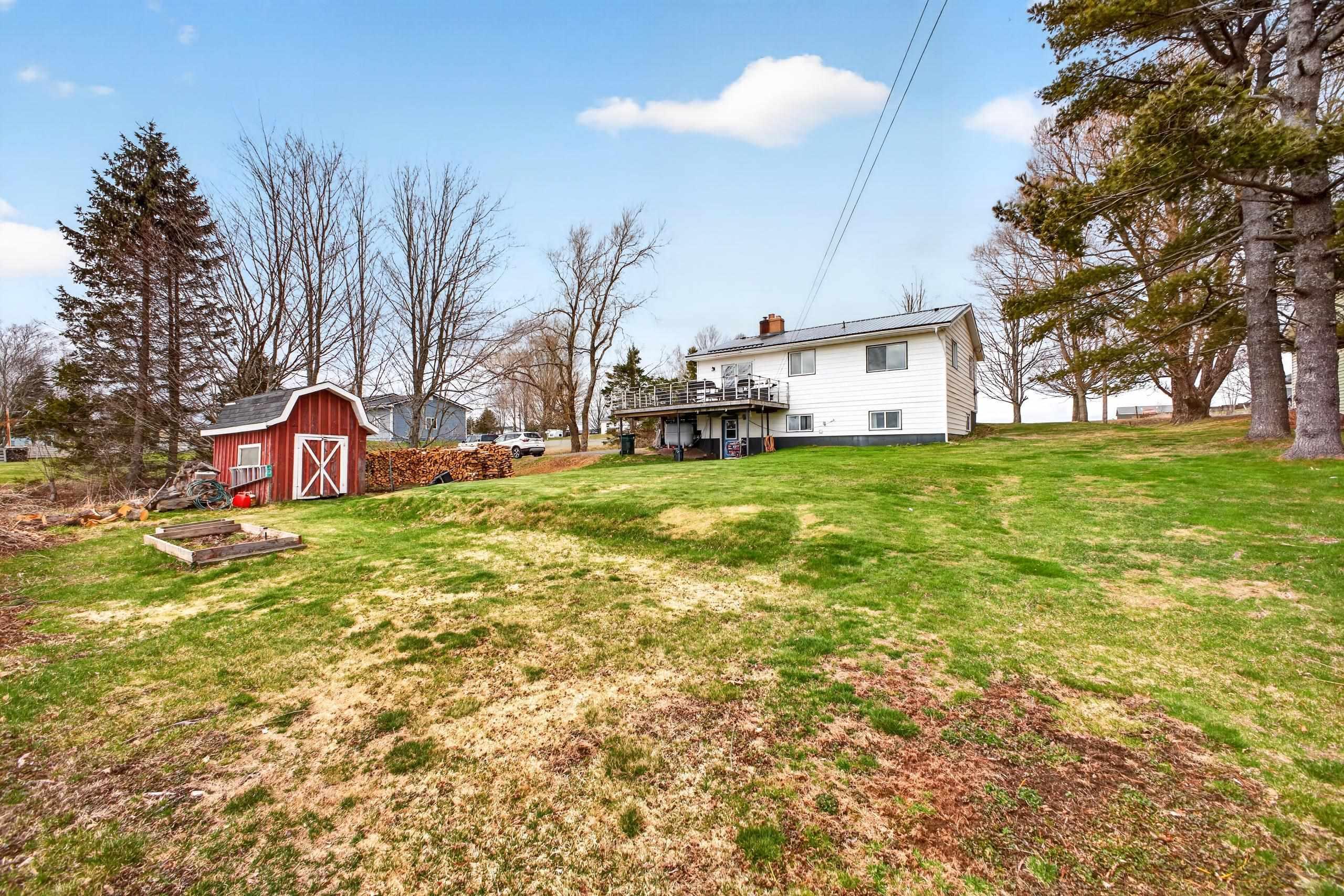$289,900.00: 12674 HIGHWAY 2, Lower Onslow