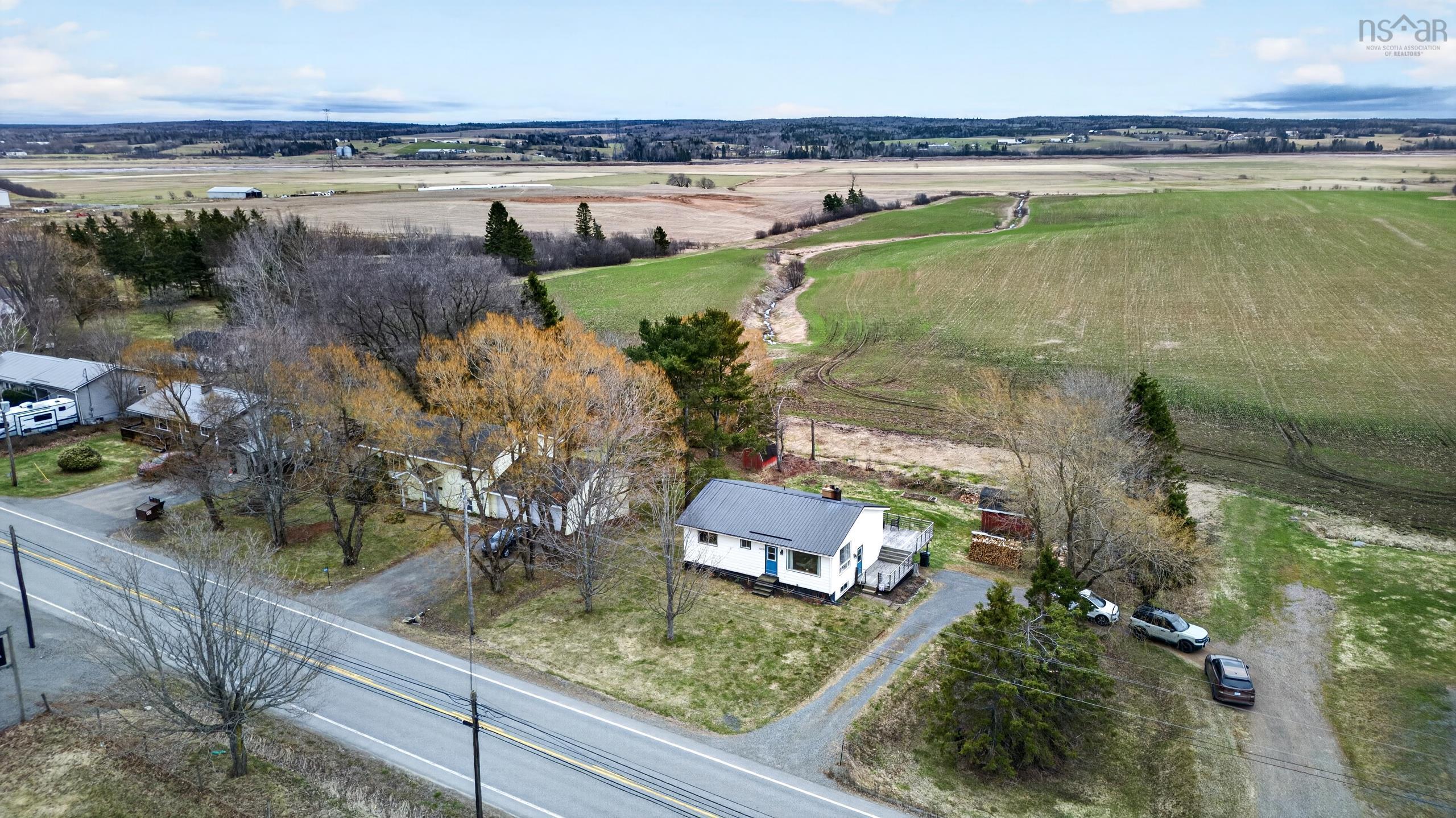 $289,900.00: 12674 HIGHWAY 2, Lower Onslow