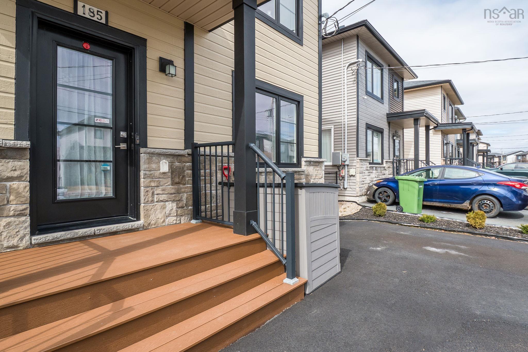 $629,900.00: 185 Titanium Crescent, Halifax