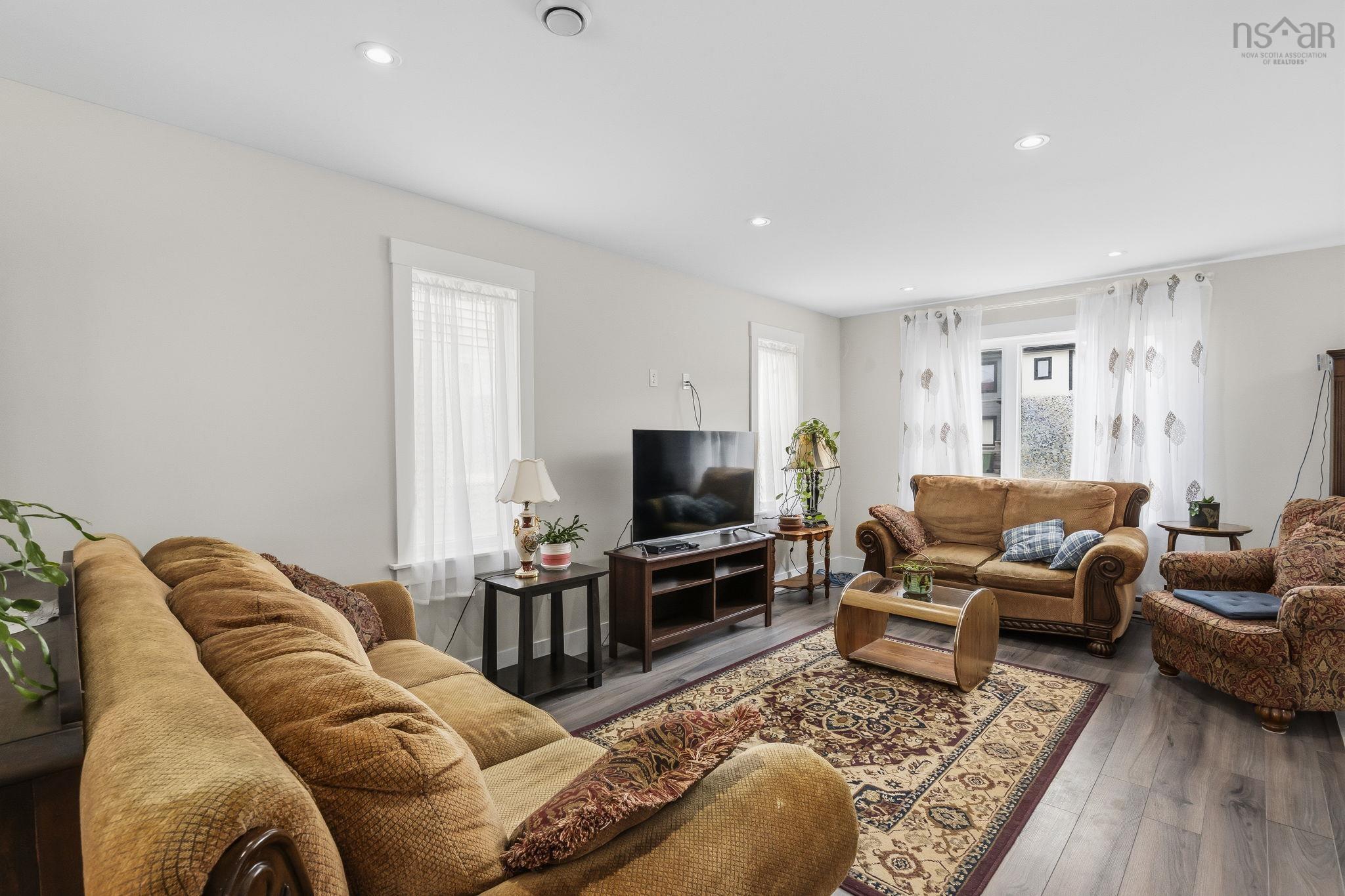 $629,900.00: 185 Titanium Crescent, Halifax