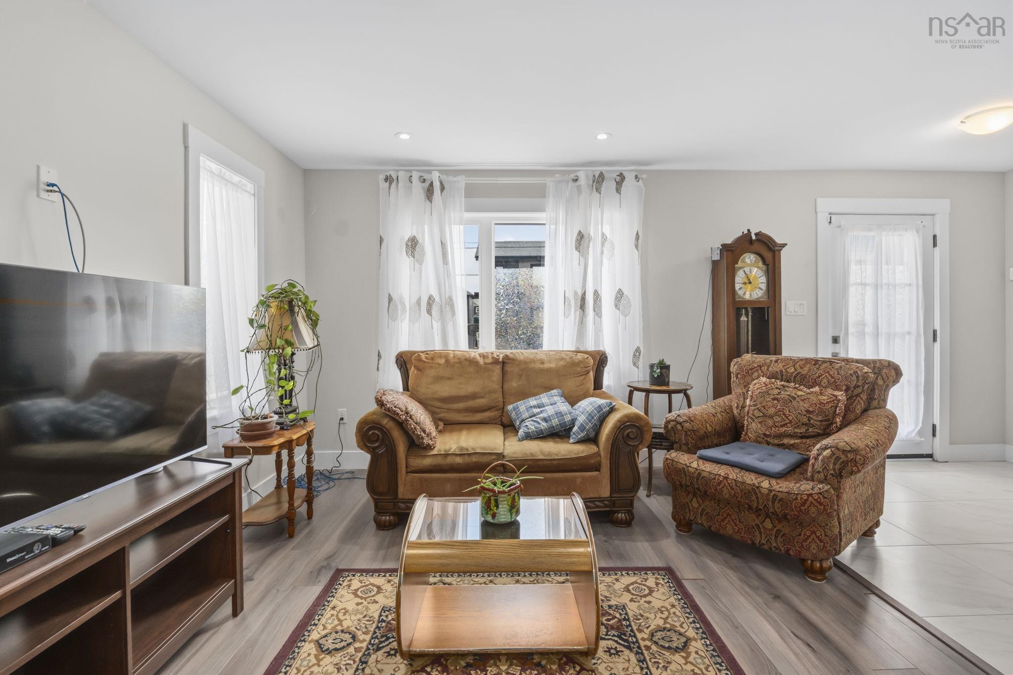 $629,900.00: 185 Titanium Crescent, Halifax