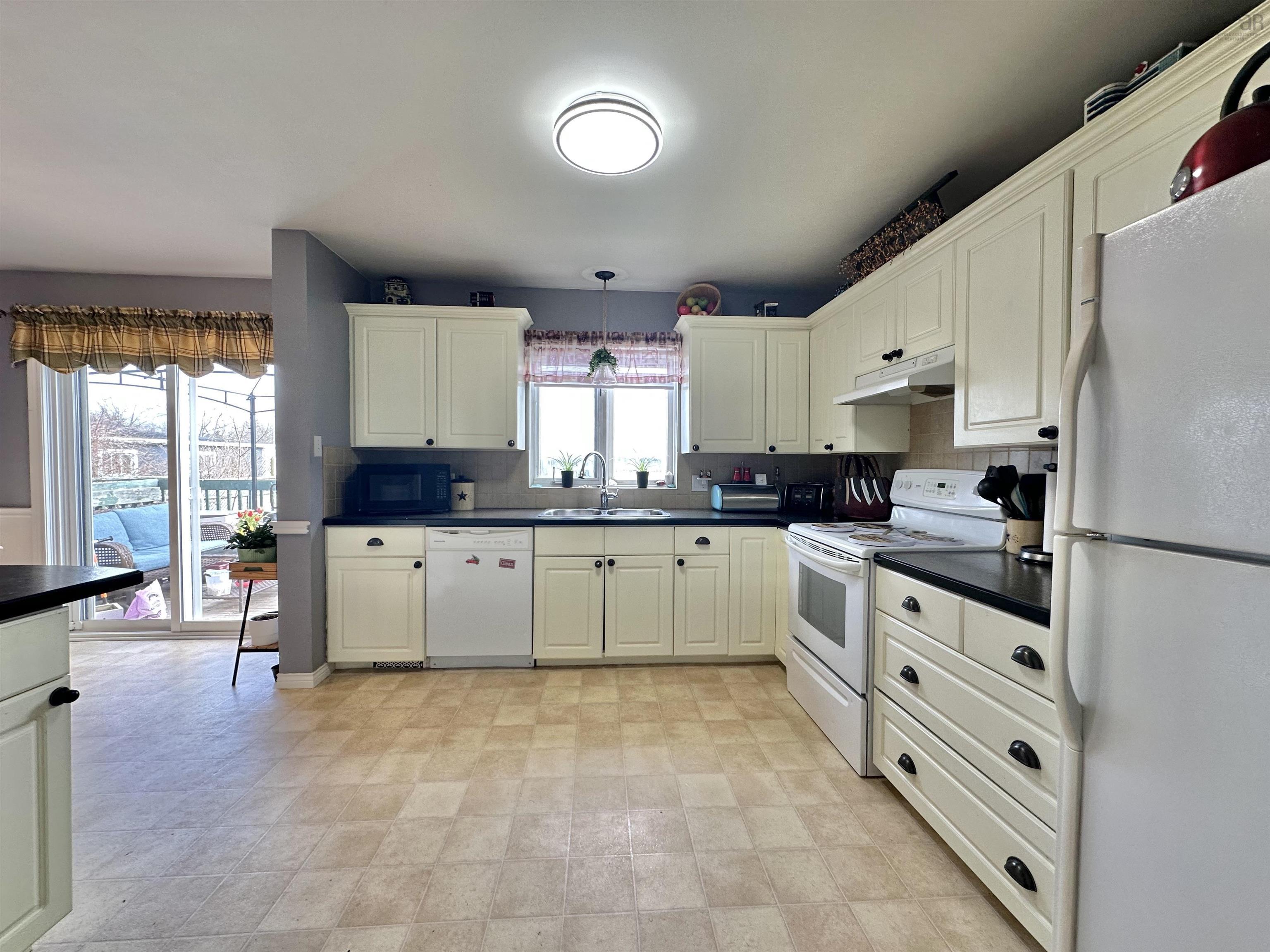 $279,000.00: 77 Prospect Street, Yarmouth