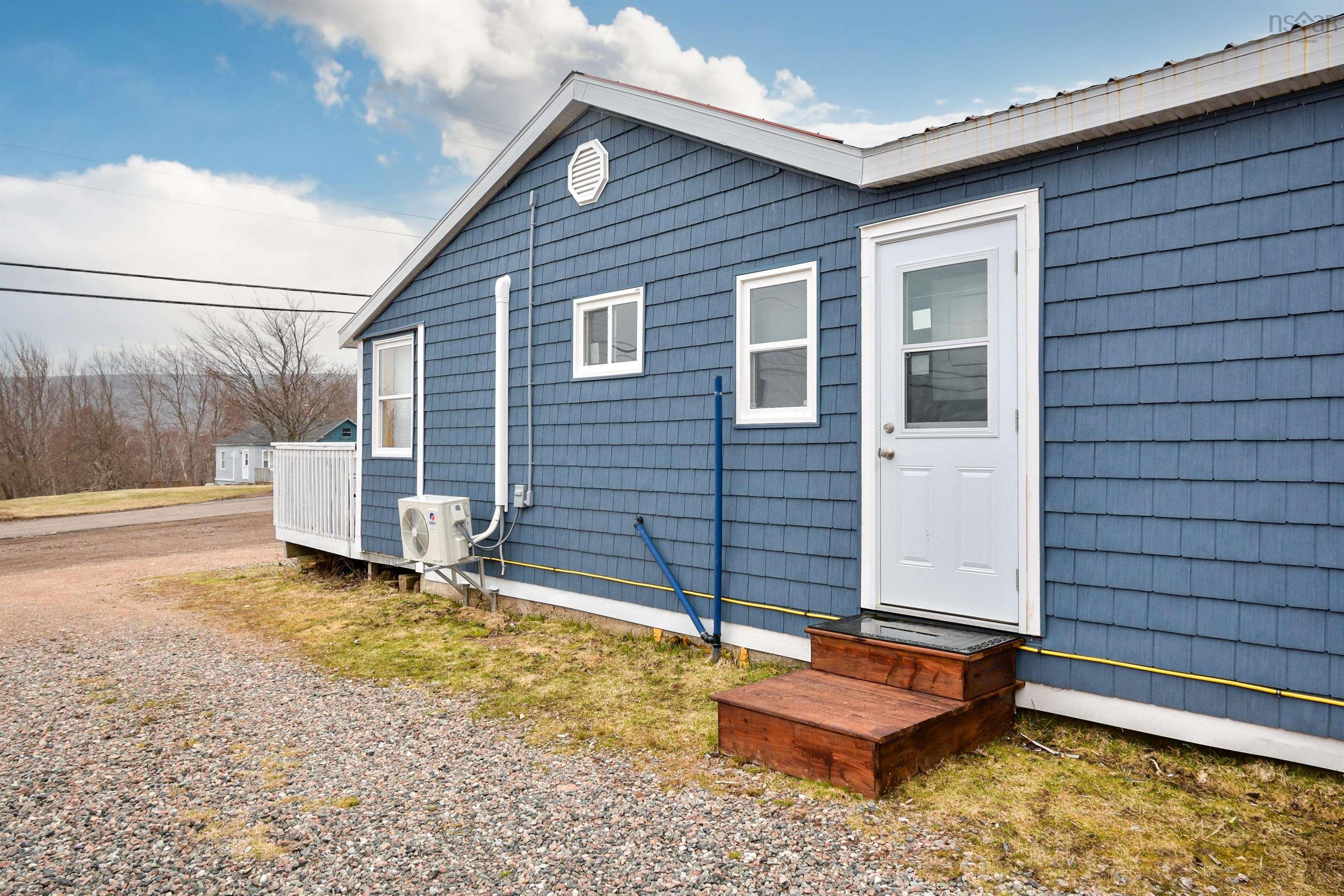 $475,000.00: 29377 Cabot Trail, Cape North
