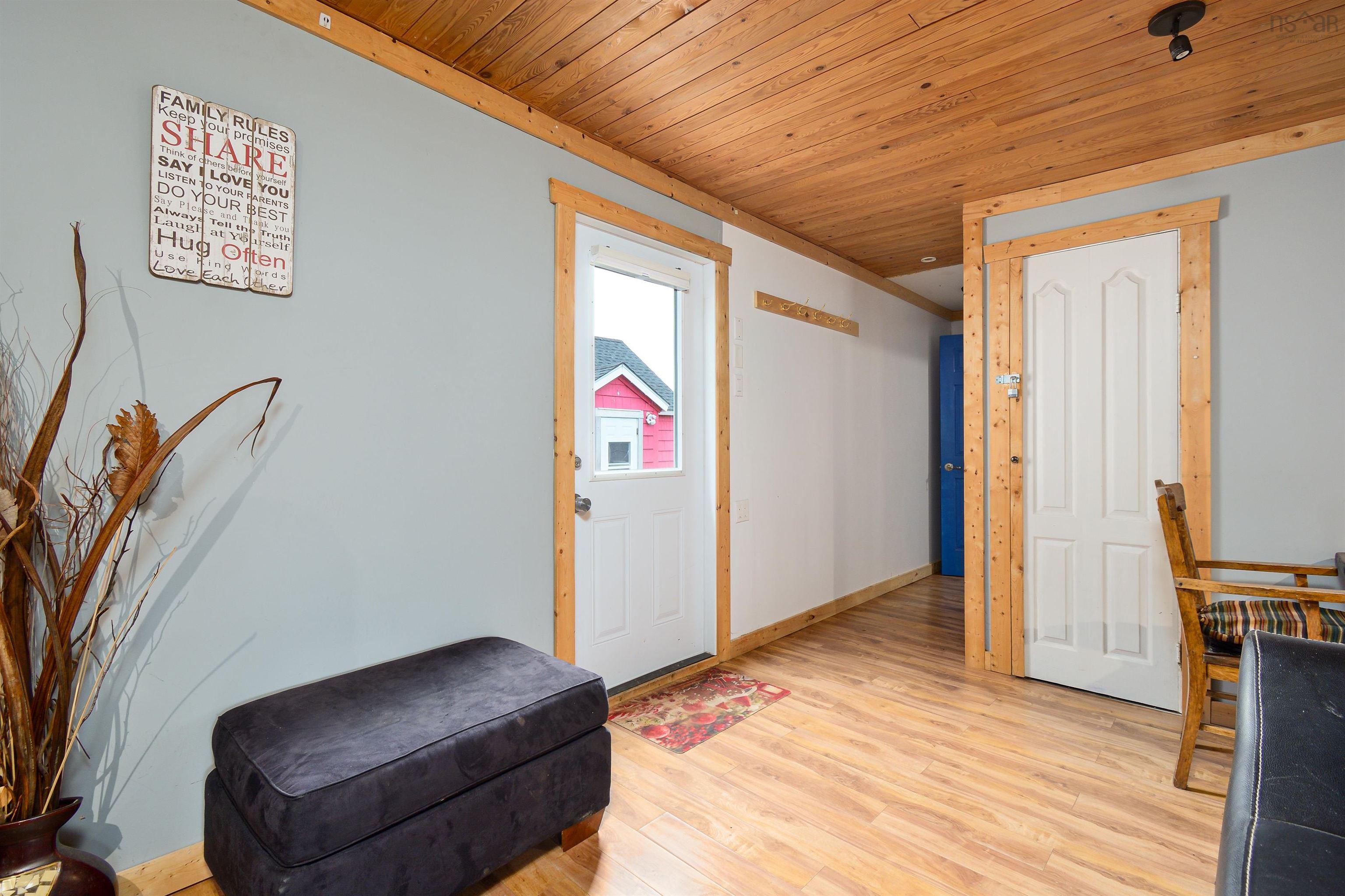 $475,000.00: 29377 Cabot Trail, Cape North