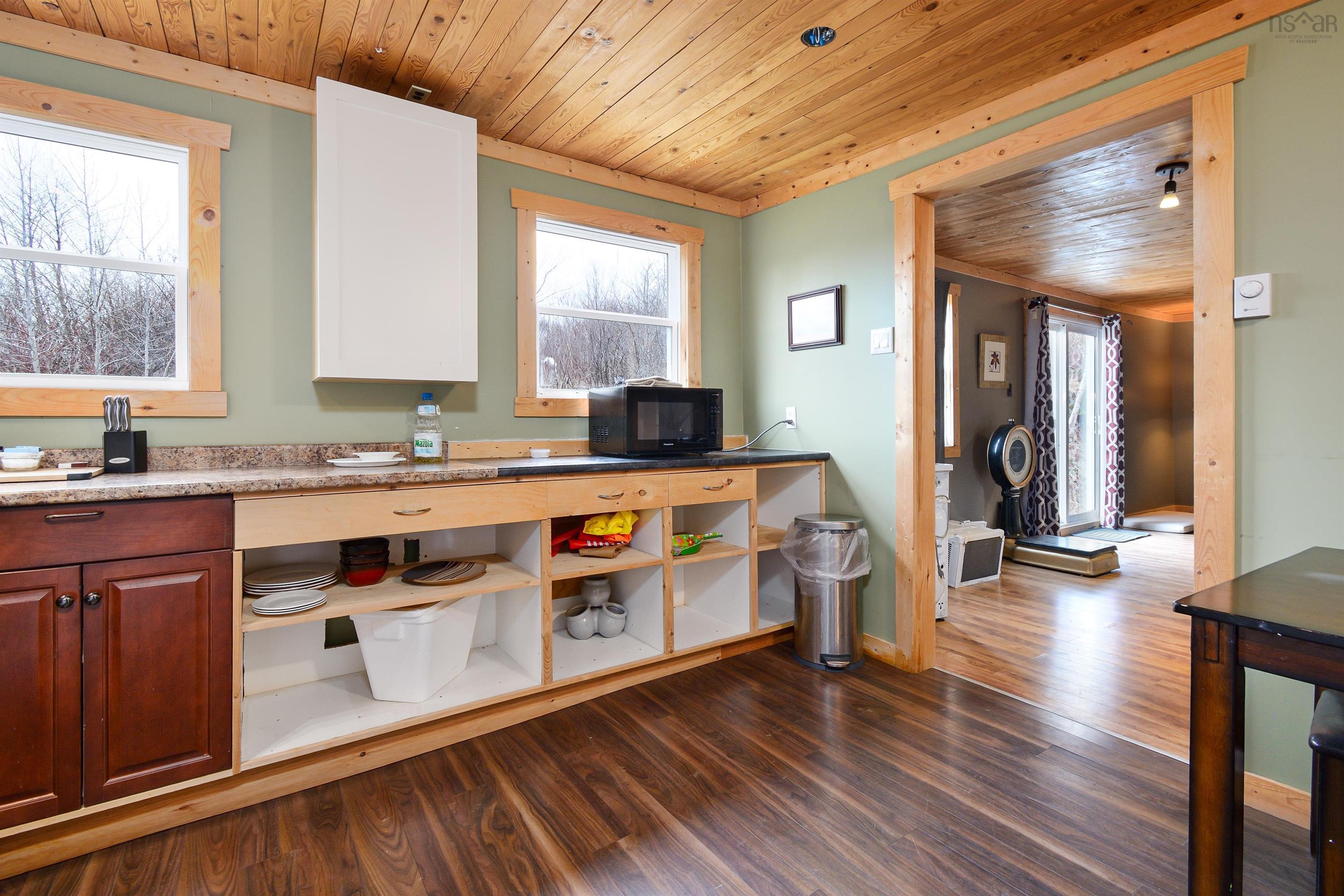 $475,000.00: 29377 Cabot Trail, Cape North