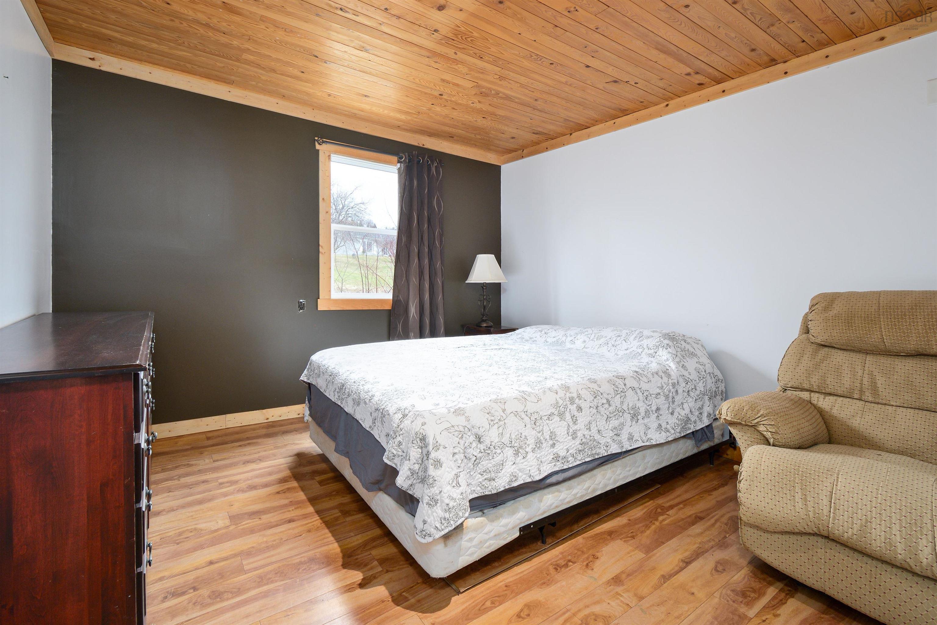 $475,000.00: 29377 Cabot Trail, Cape North