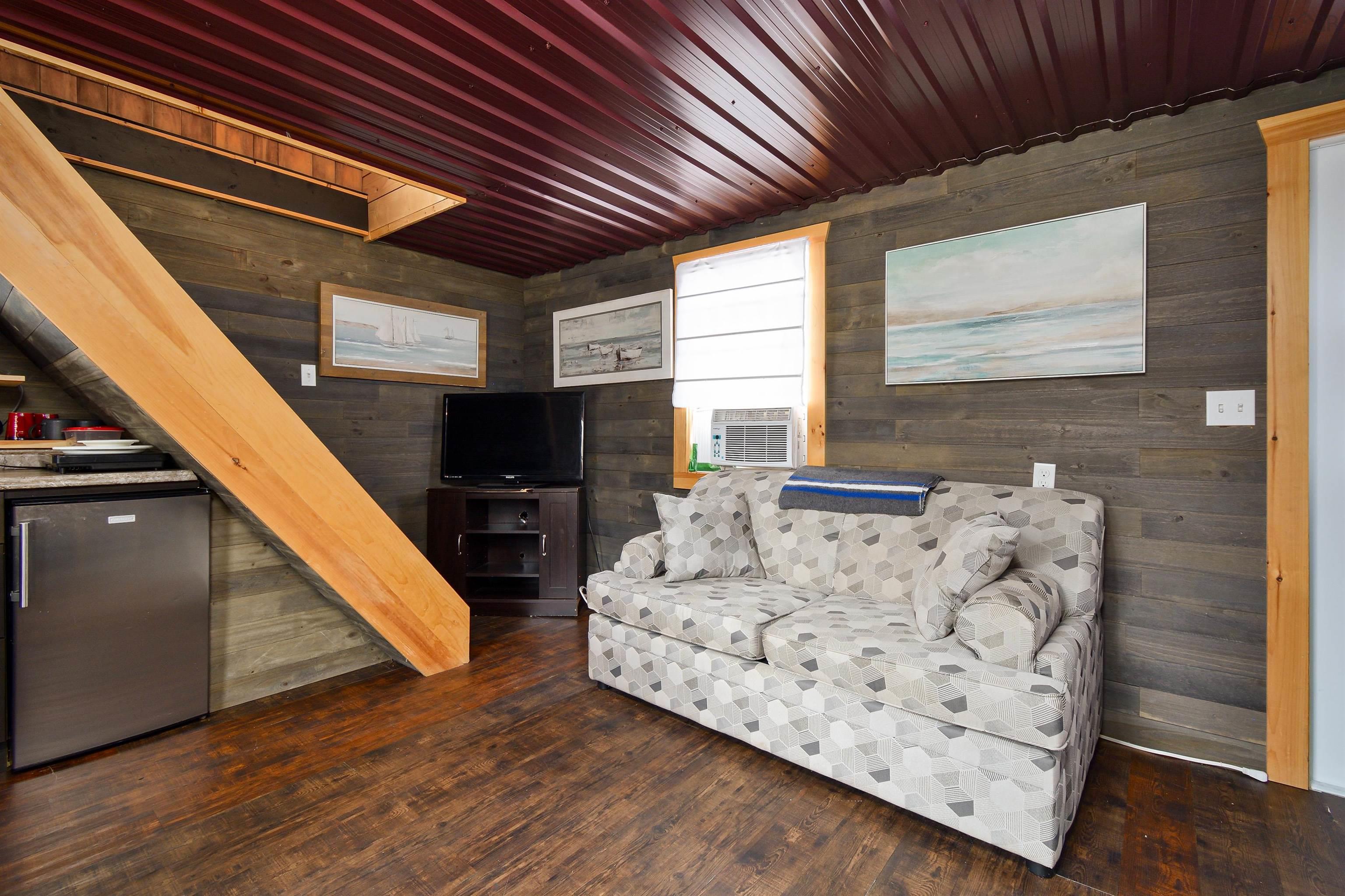 $475,000.00: 29377 Cabot Trail, Cape North