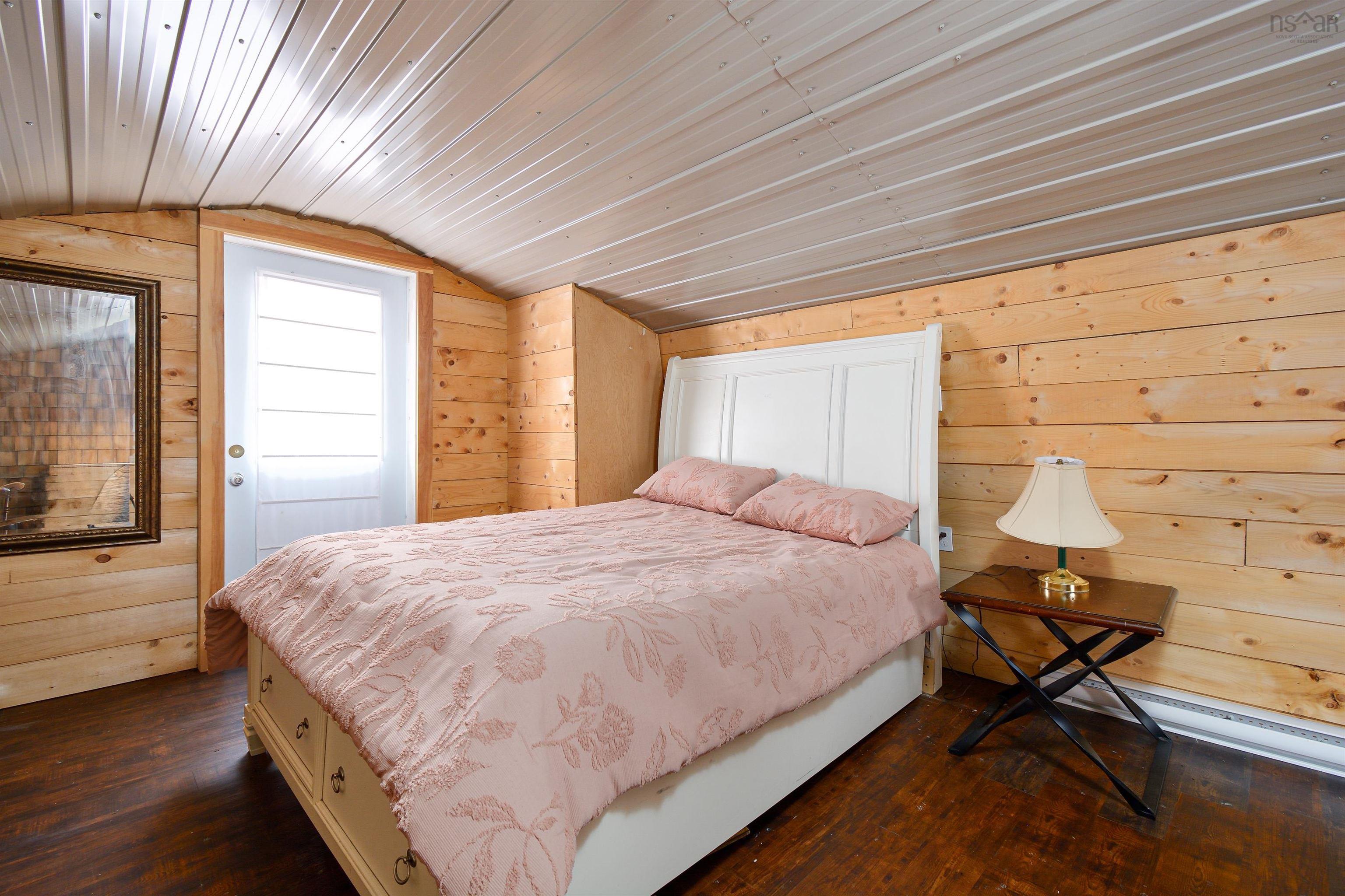$475,000.00: 29377 Cabot Trail, Cape North
