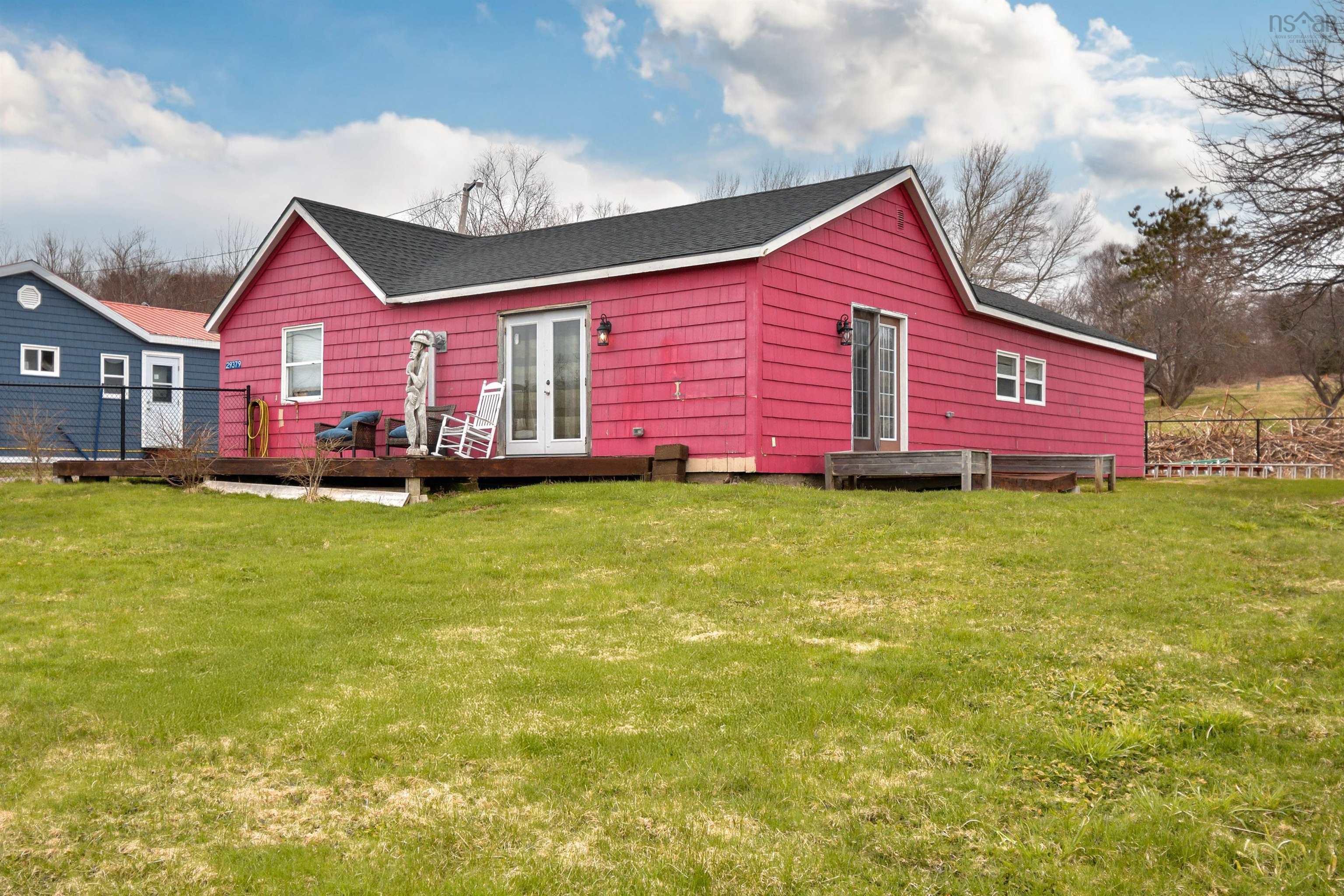 $475,000.00: 29377 Cabot Trail, Cape North