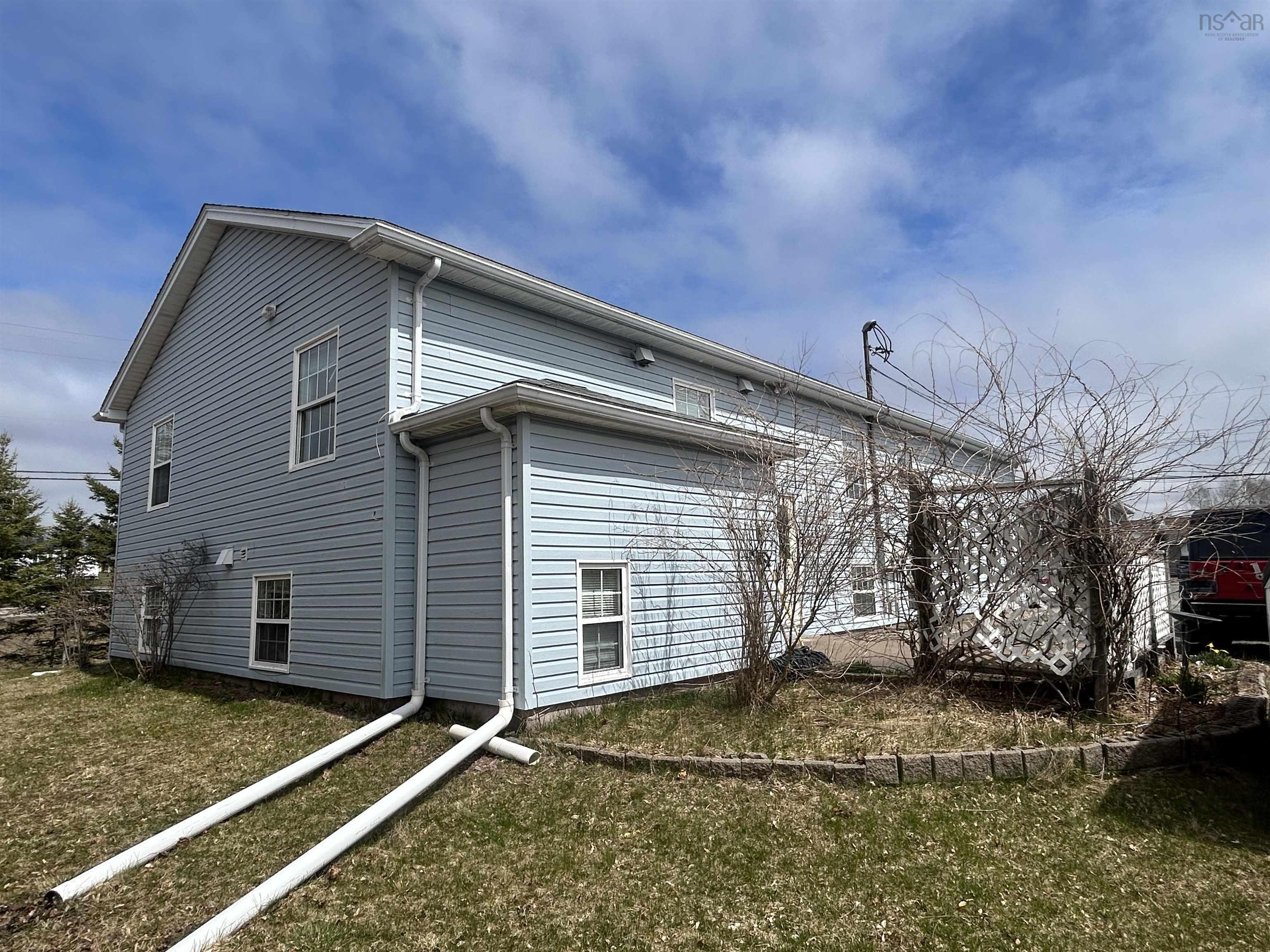 $574,900.00: 2 Pine Ridge Rd, Lower South River