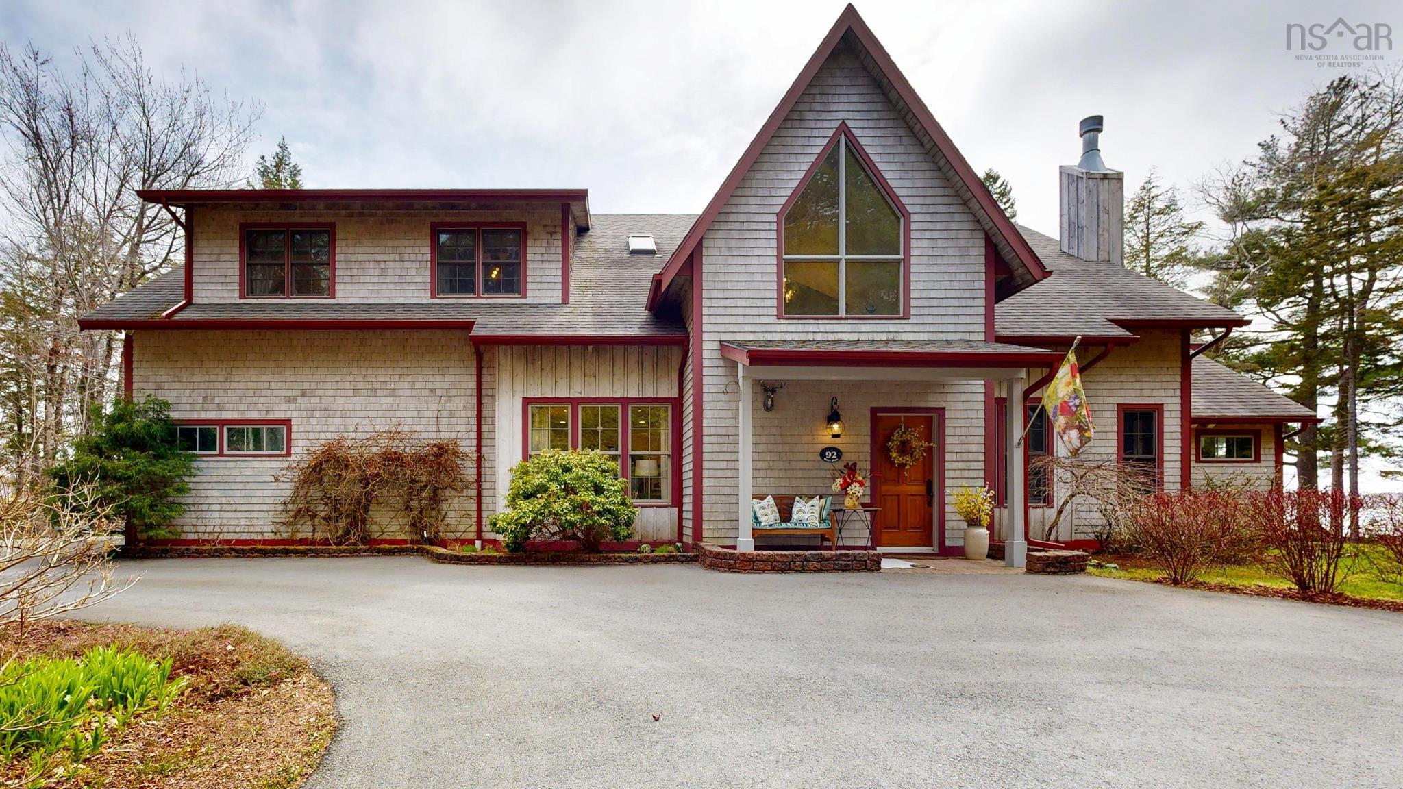 $1,395,000.00: 92 Deer Run, Conquerall Mills