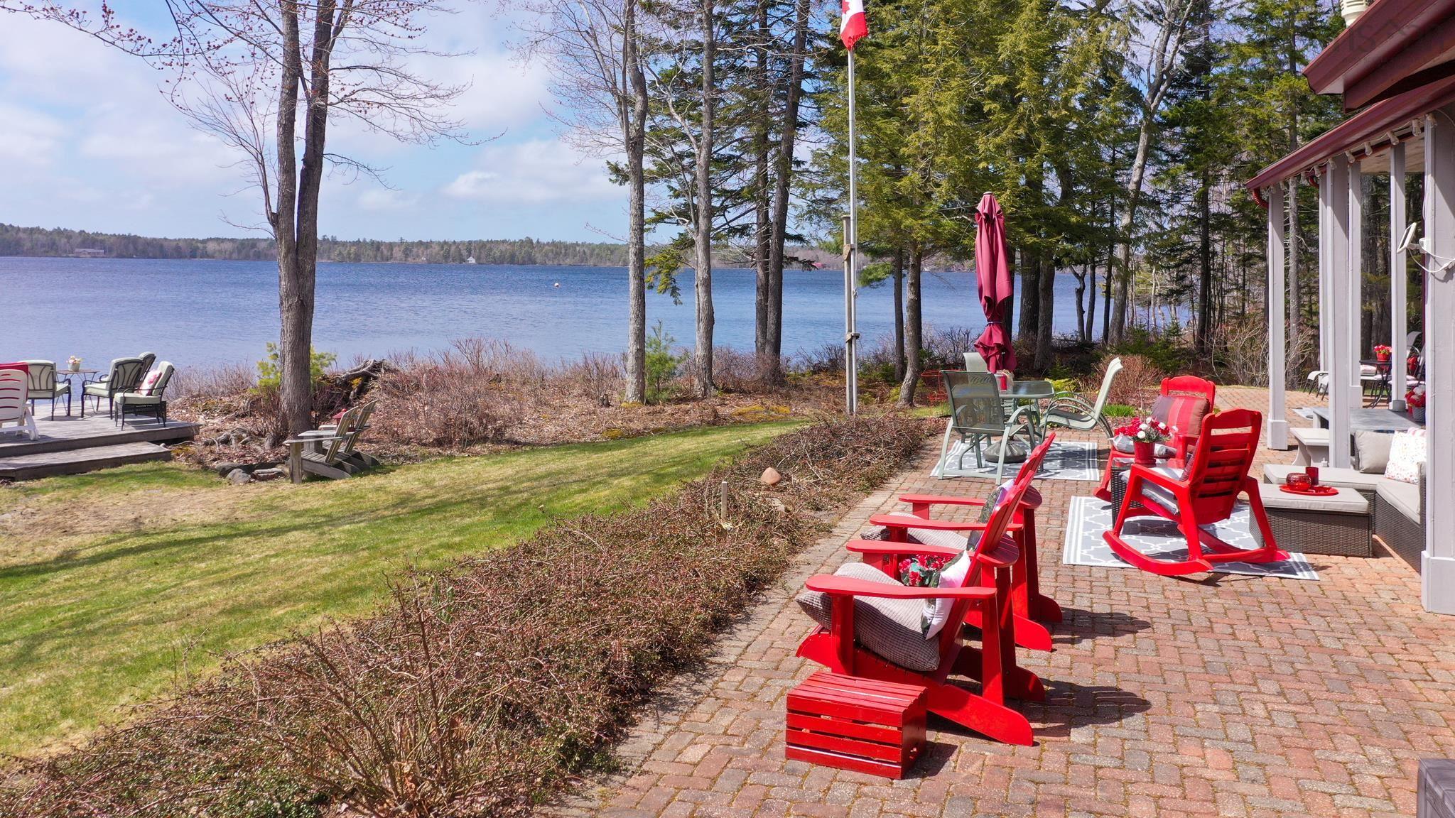 $1,395,000.00: 92 Deer Run, Conquerall Mills