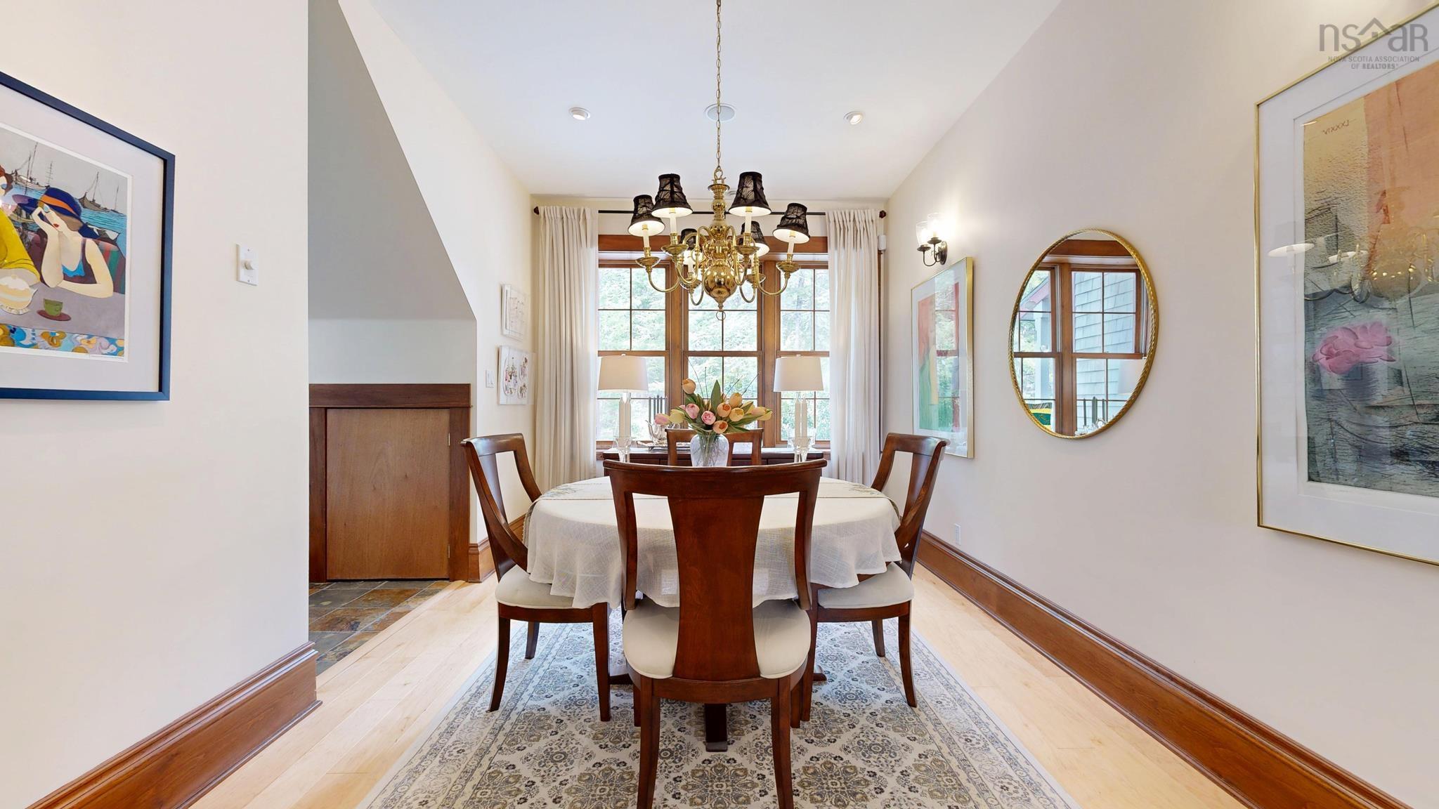 $1,395,000.00: 92 Deer Run, Conquerall Mills