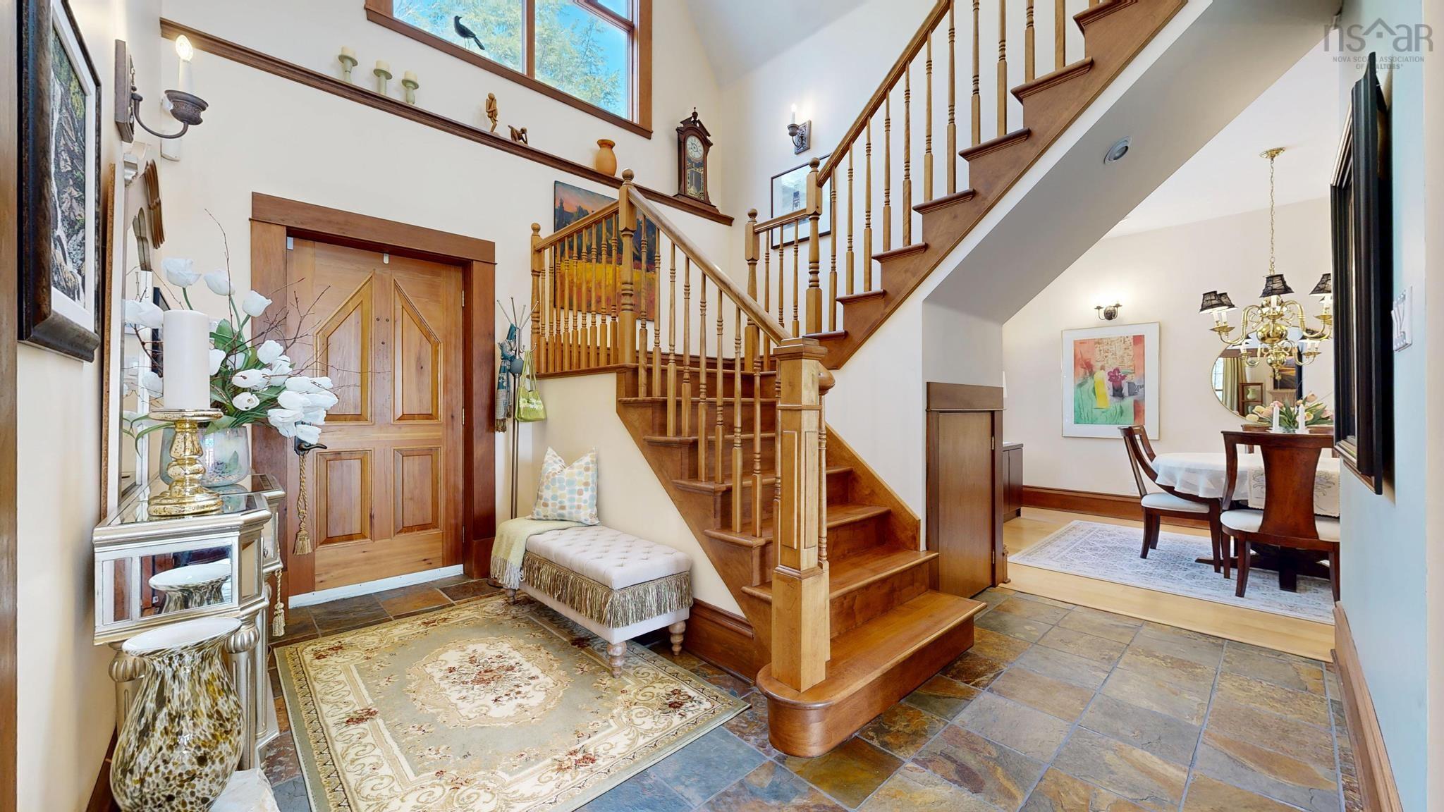 $1,395,000.00: 92 Deer Run, Conquerall Mills