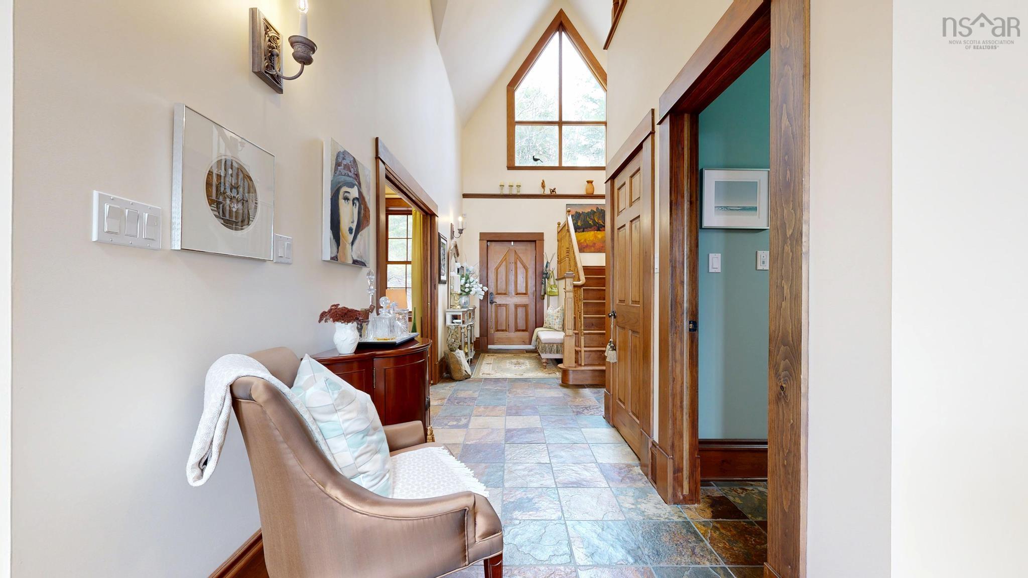 $1,395,000.00: 92 Deer Run, Conquerall Mills