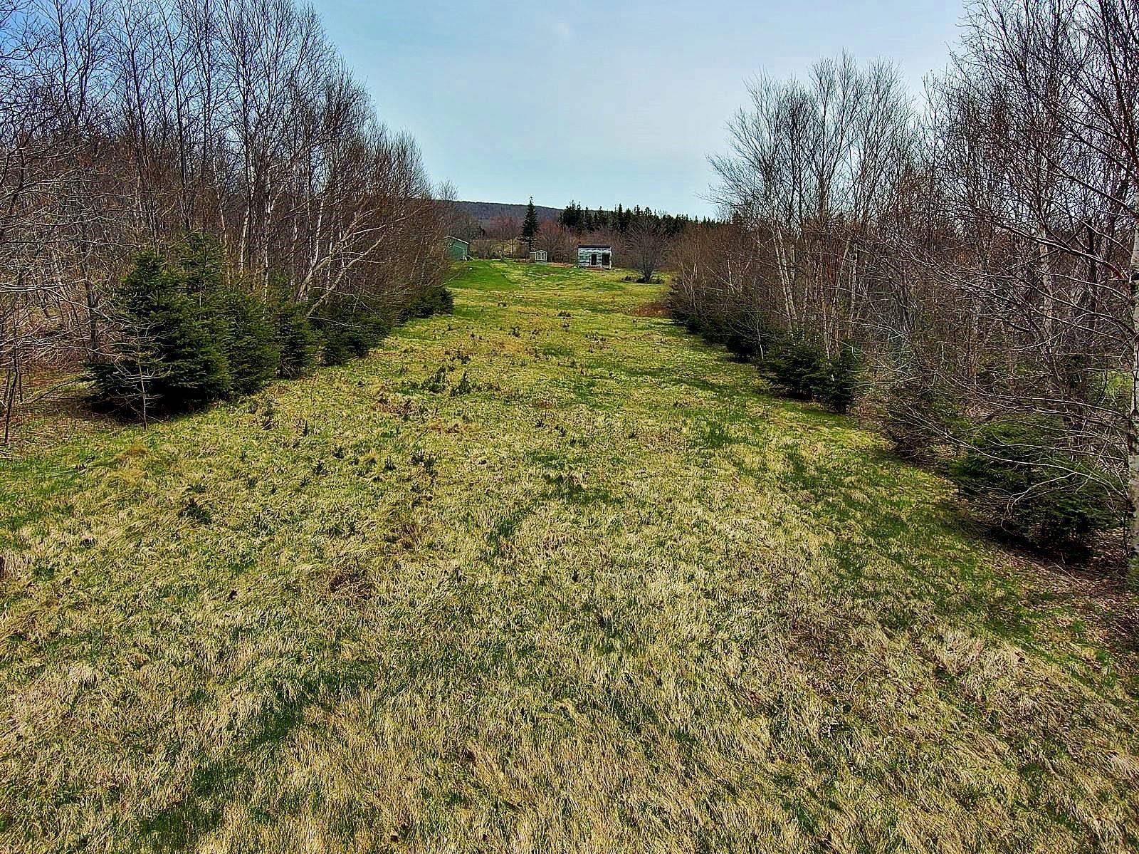 $125,000.00: Broad Cove Marsh Road, Broad Cove Chapel