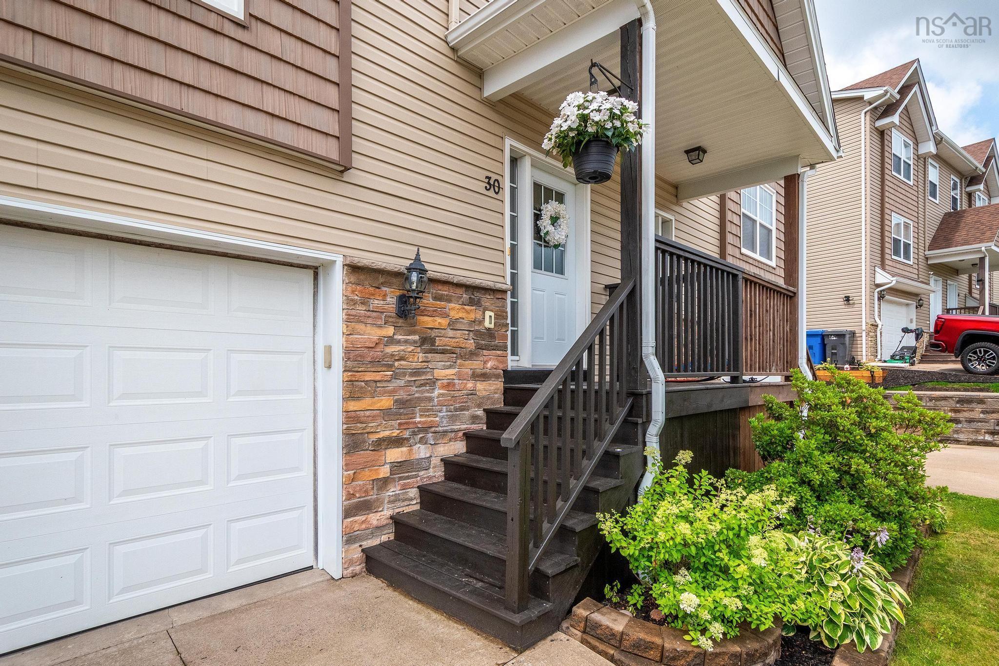 $539,900.00: 30 Avebury Court, Middle Sackville