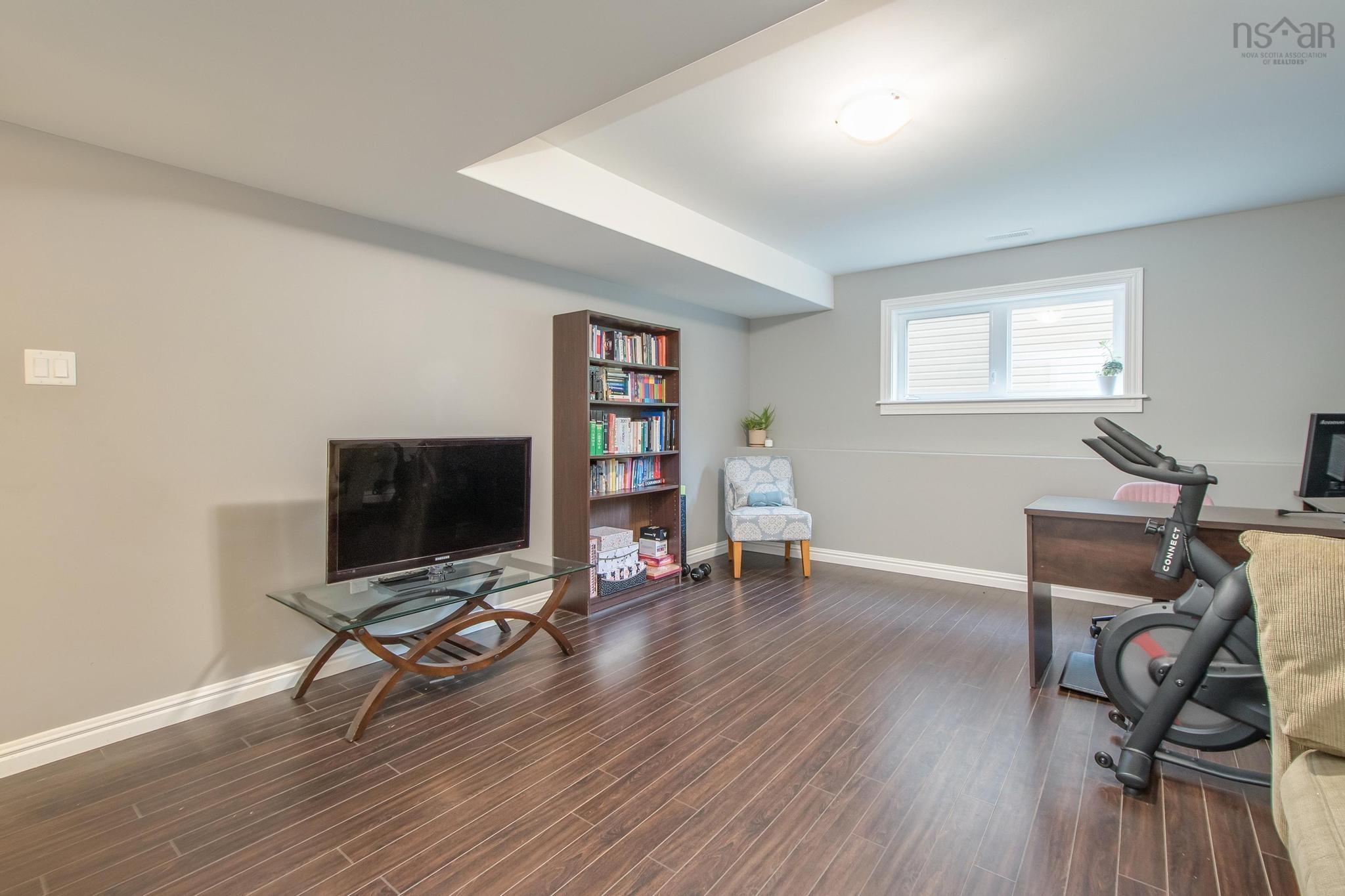 $539,900.00: 30 Avebury Court, Middle Sackville