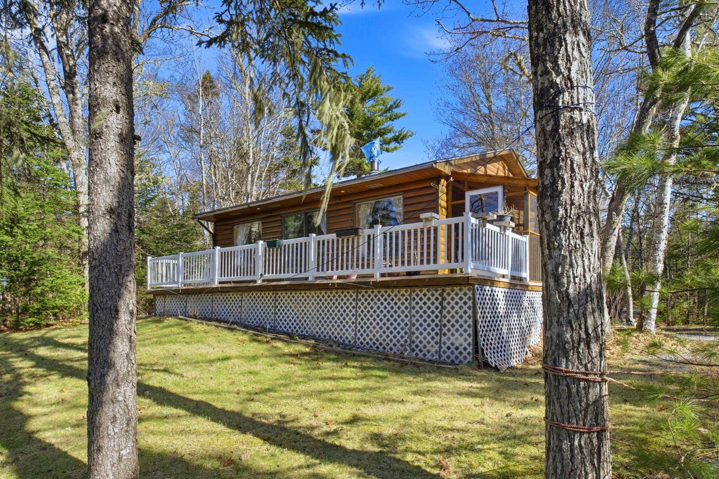 $324,900.00: 222 Dean Lake Road, Westfield