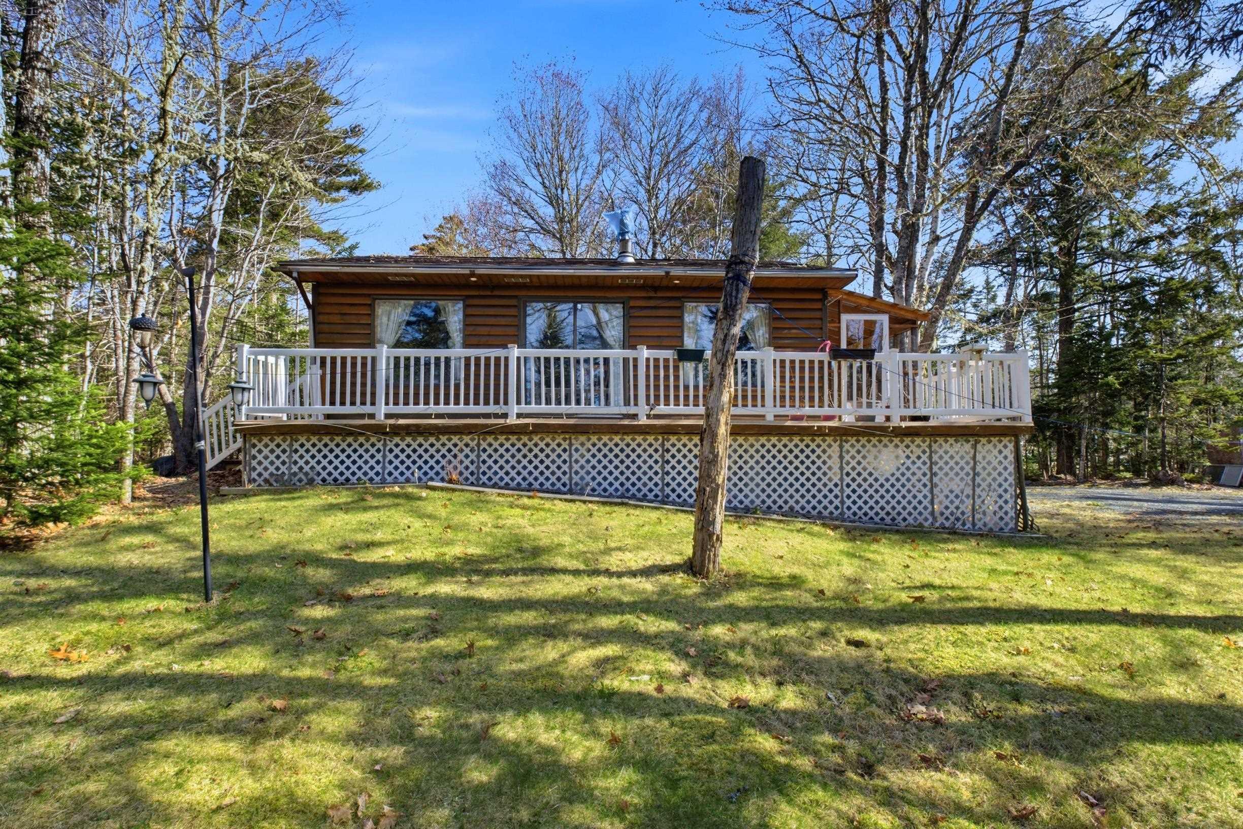 $324,900.00: 222 Dean Lake Road, Westfield