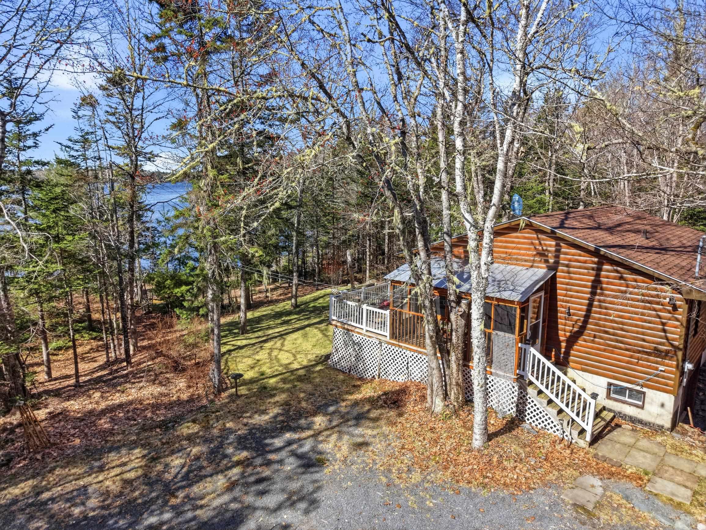 $324,900.00: 222 Dean Lake Road, Westfield