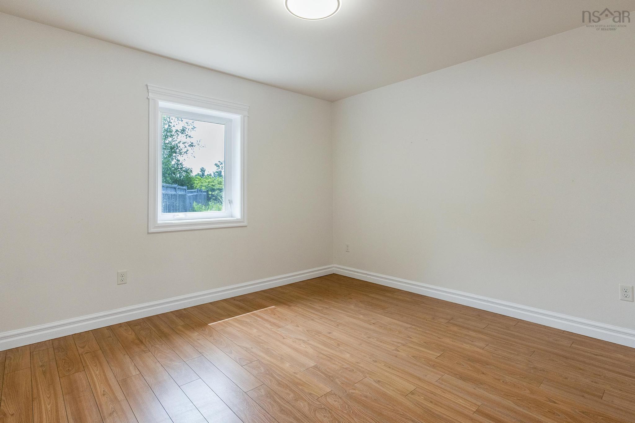 $269,900.00: 2 88 Main Street, Tatamagouche