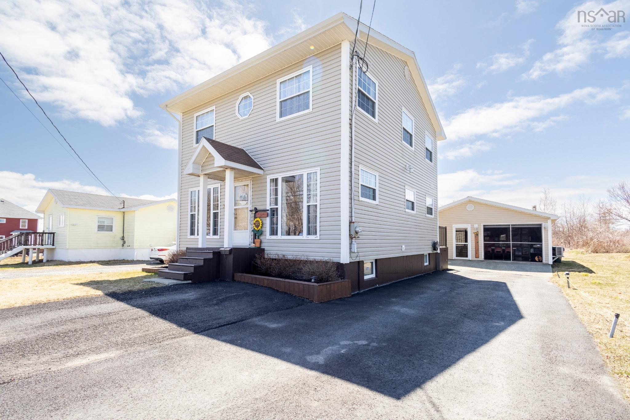 $329,000.00: 3752 Ellsworth Avenue, New Waterford