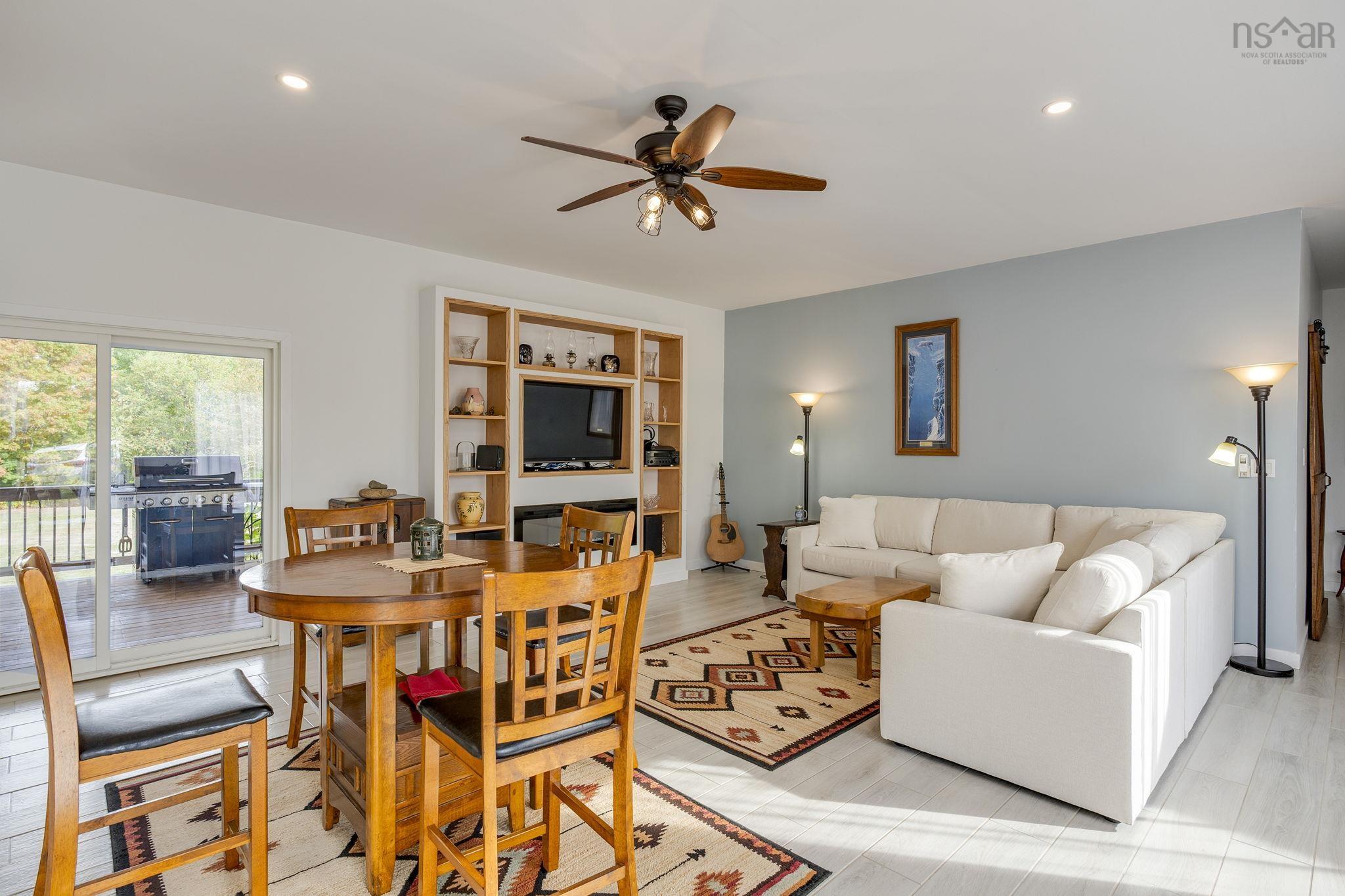 $700,000.00: 237 Inglisville Road, West Inglisville