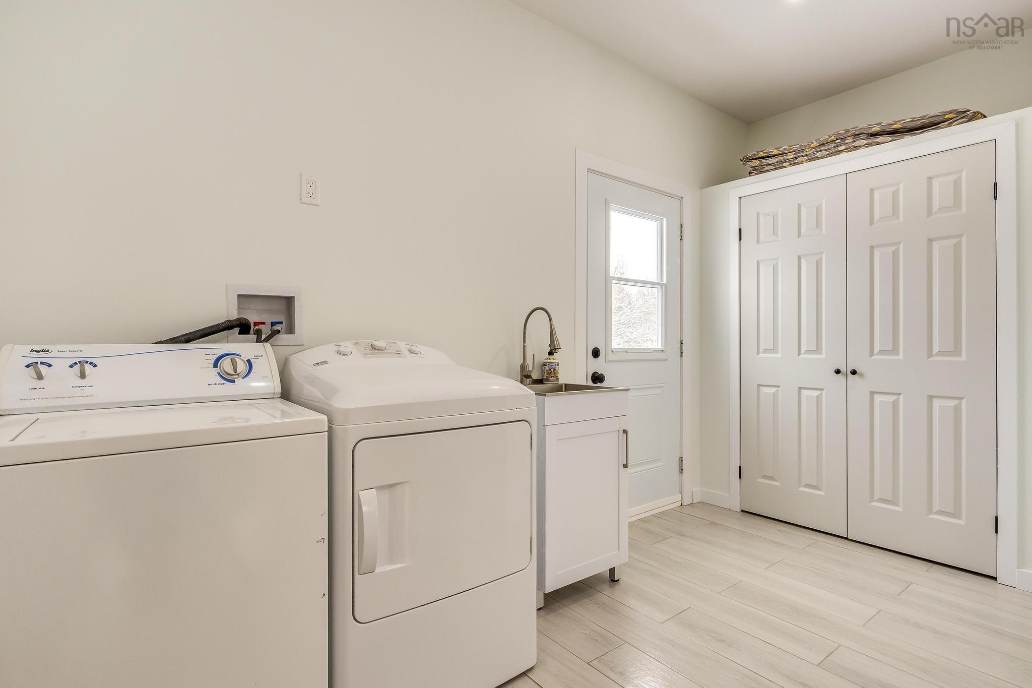 $700,000.00: 237 Inglisville Road, West Inglisville