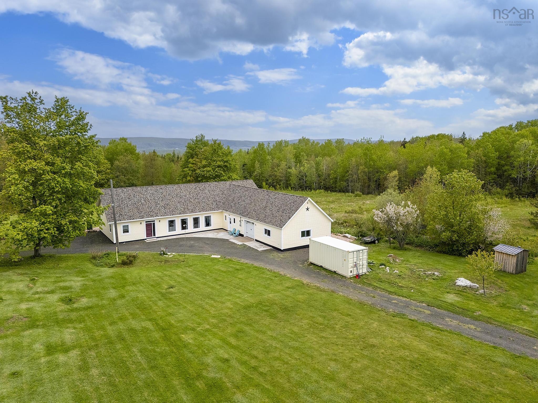 $700,000.00: 237 Inglisville Road, West Inglisville